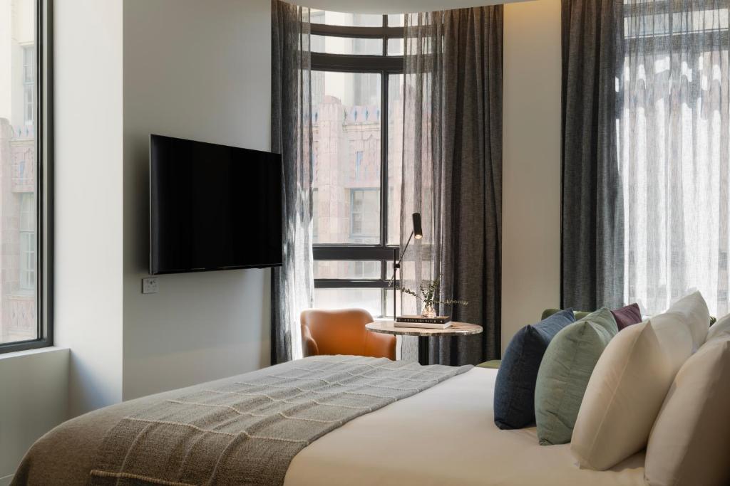 Double Premium King Bed