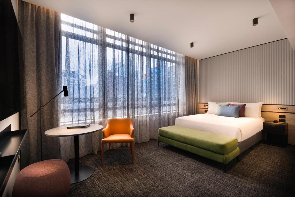 Double Queen Size Bed