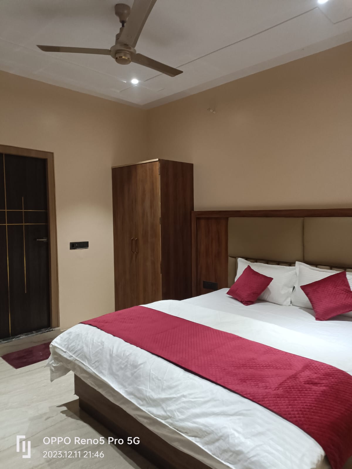 Double One Bedroom One Bathroom