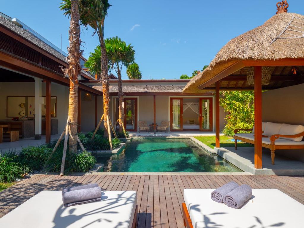 Villa Three Bedrooms with Private Pool