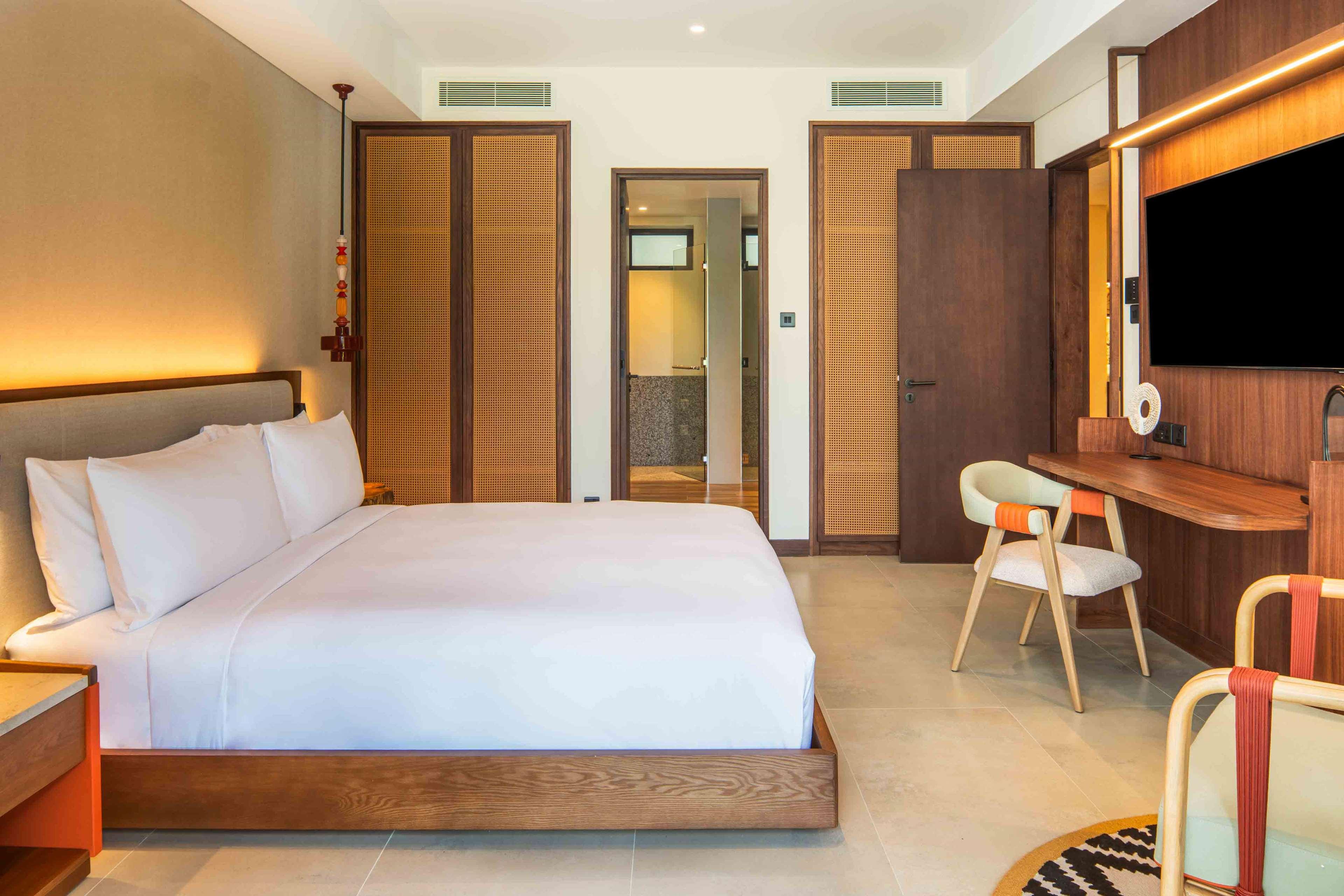 Double King Bed One Bedroom 