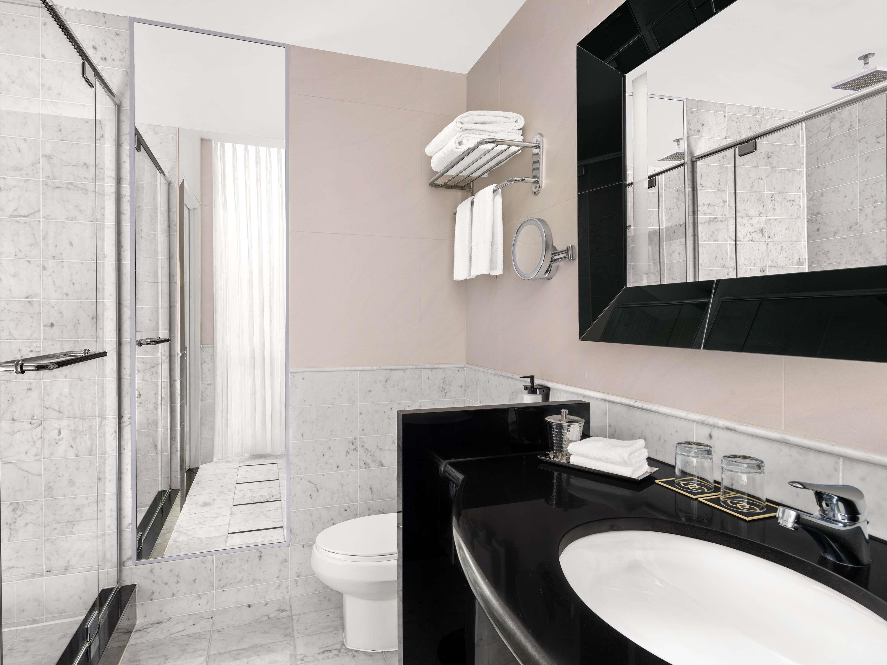 Double Superior King Bed