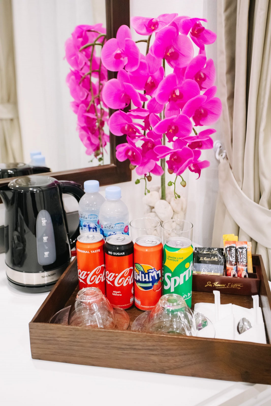 Quadruple Two Bedrooms One Bathroom