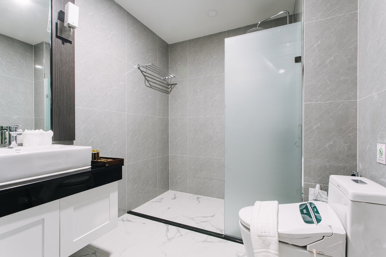 Twin Superior One Bedroom