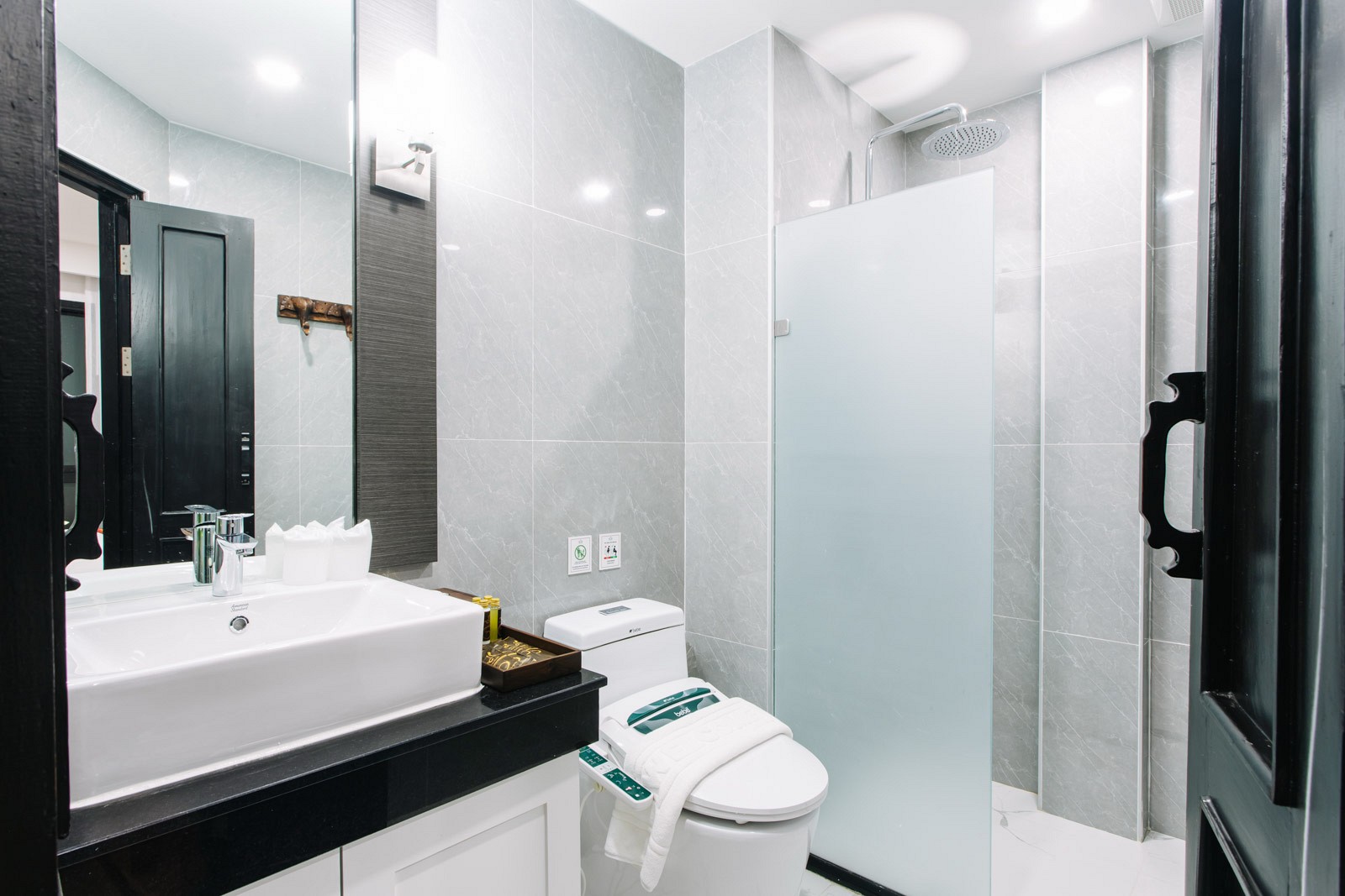 Twin Superior One Bedroom