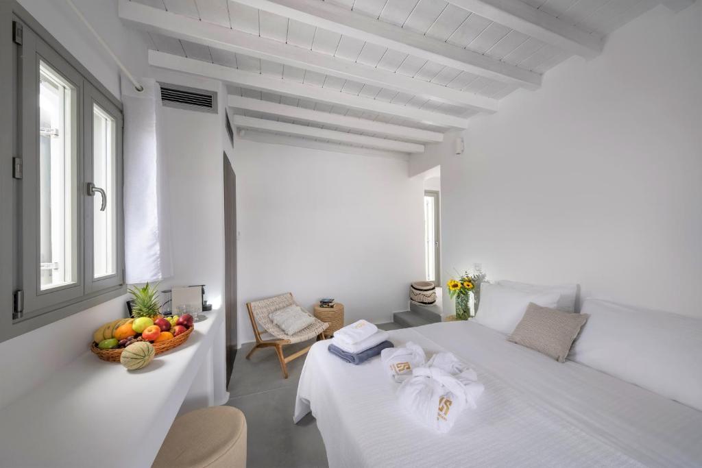 Suite with Private Pool