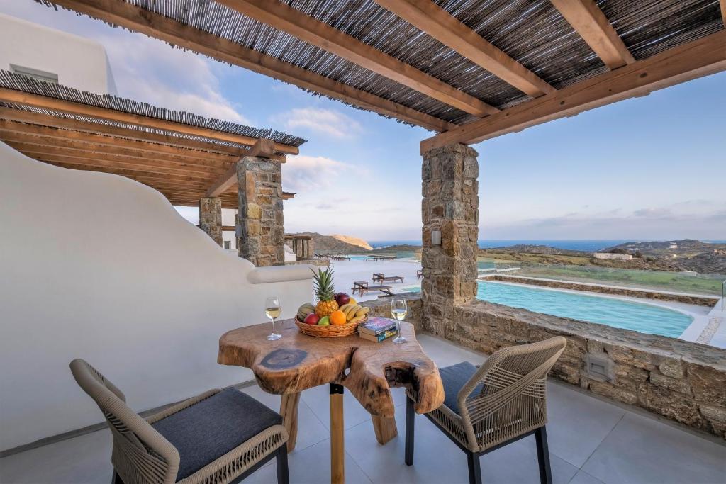 Villa Five Bedrooms with Private Pool