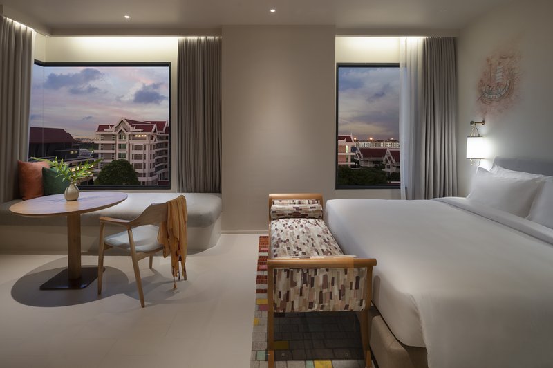 Junior Suite King Size Bed