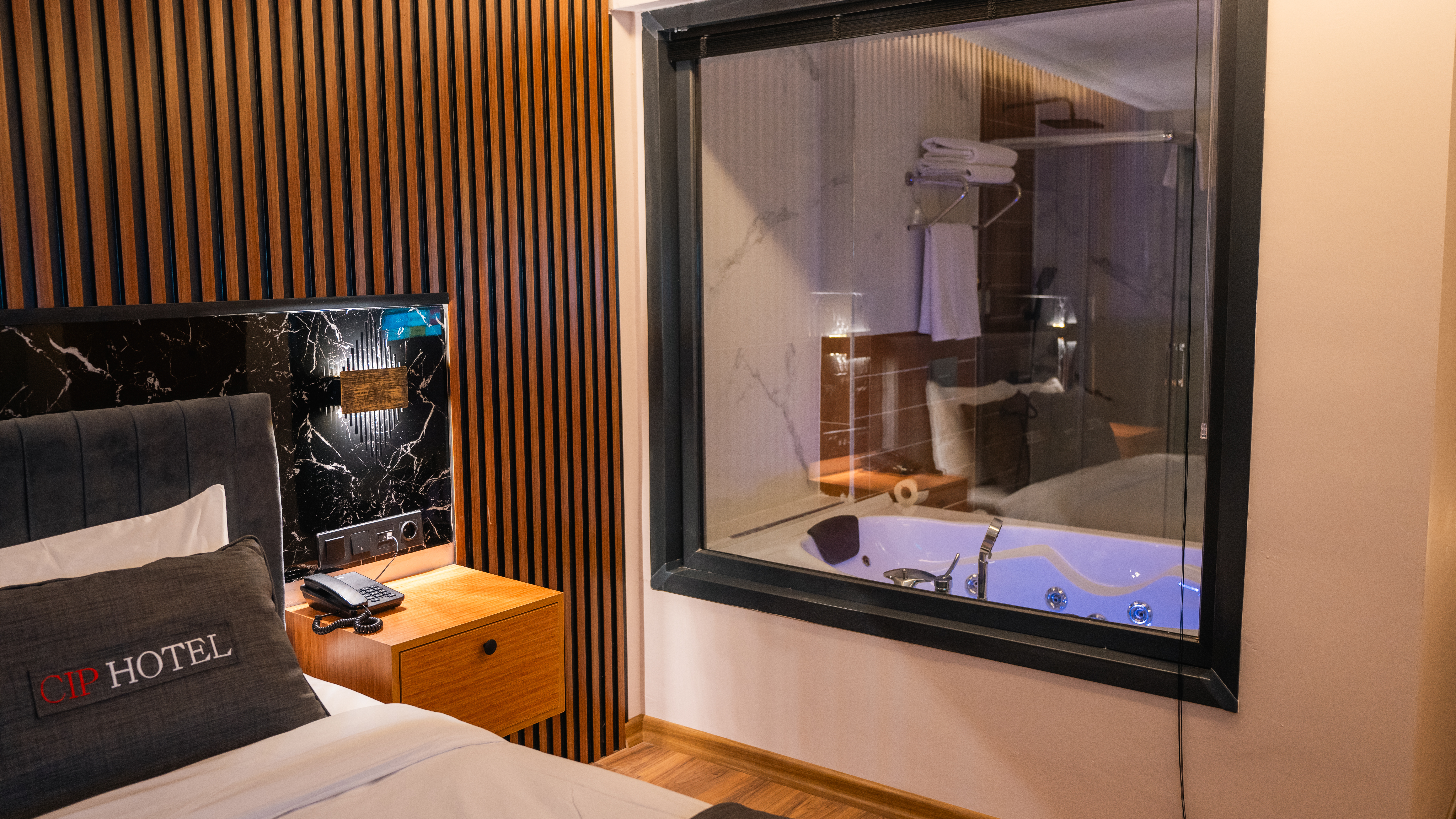 Double or Twin Deluxe Sea View