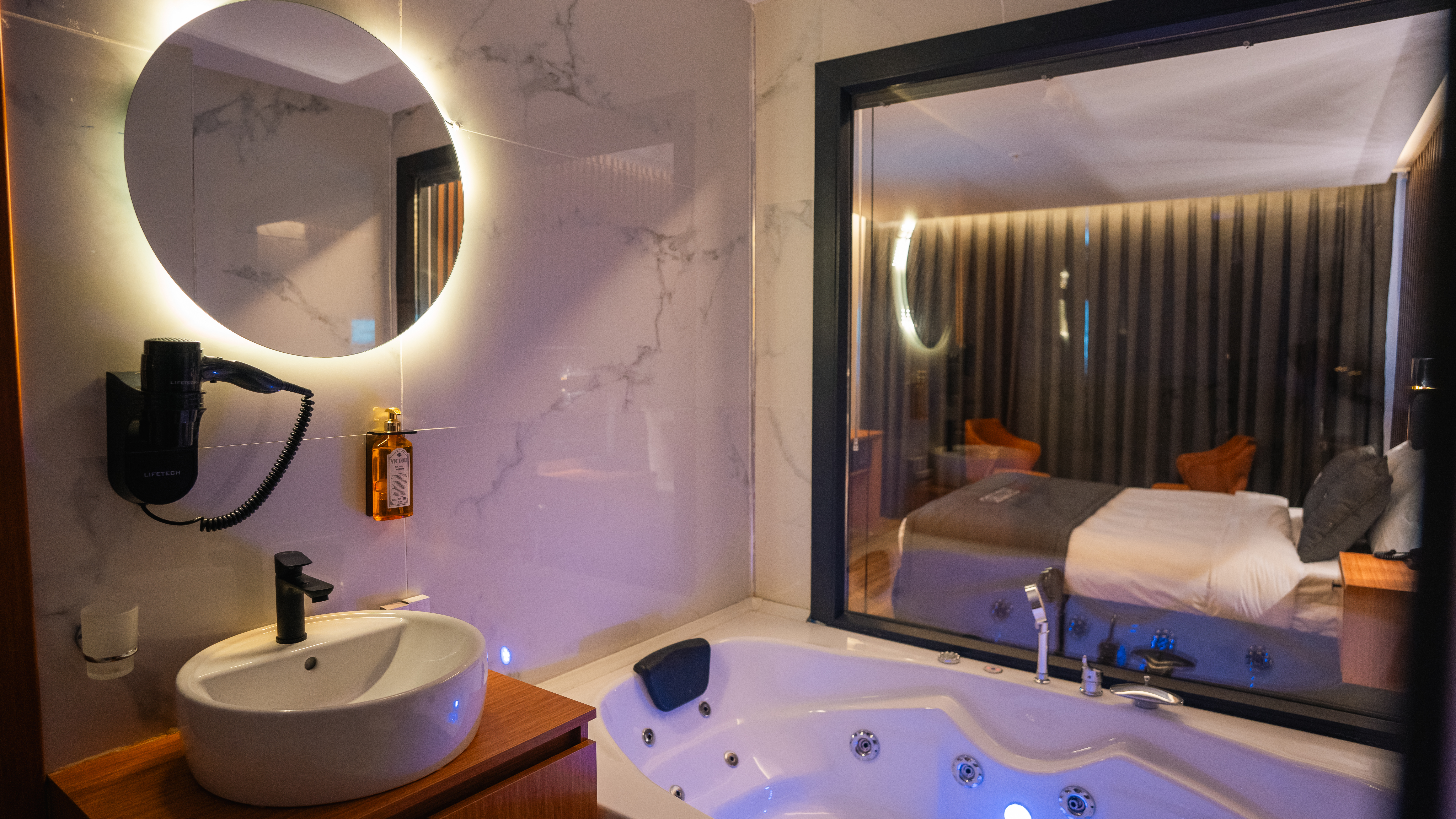 Double or Twin Deluxe Sea View