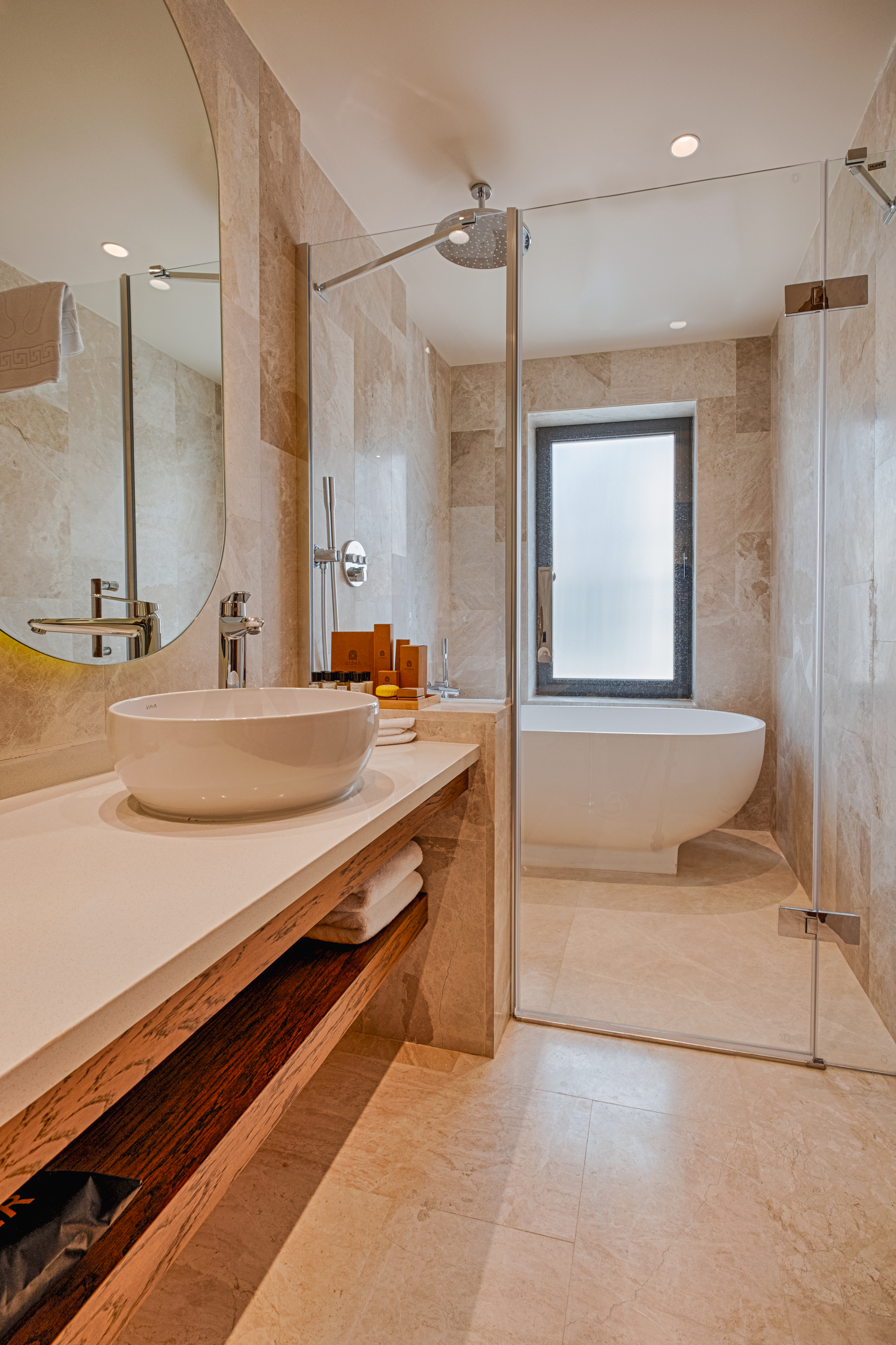 Double Deluxe with Jacuzzi