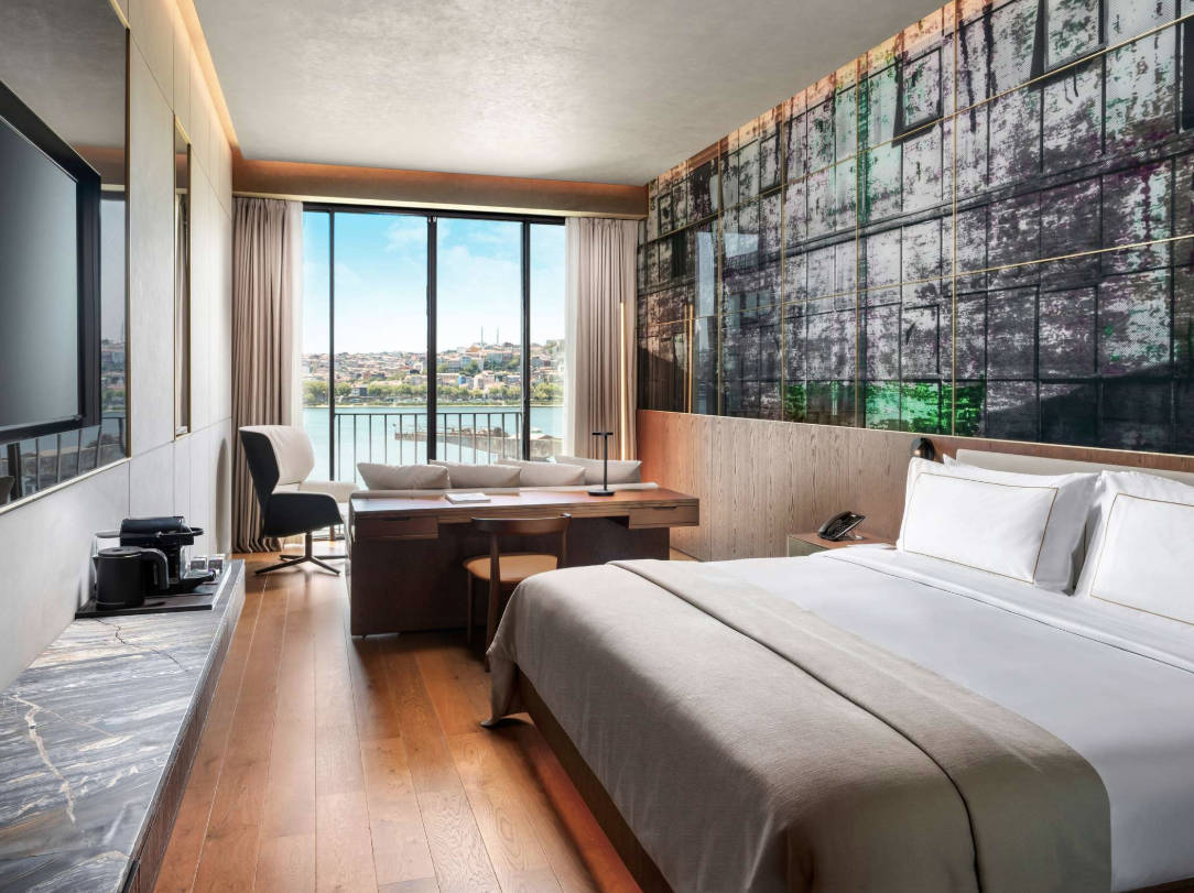 Family Room Connecting Room