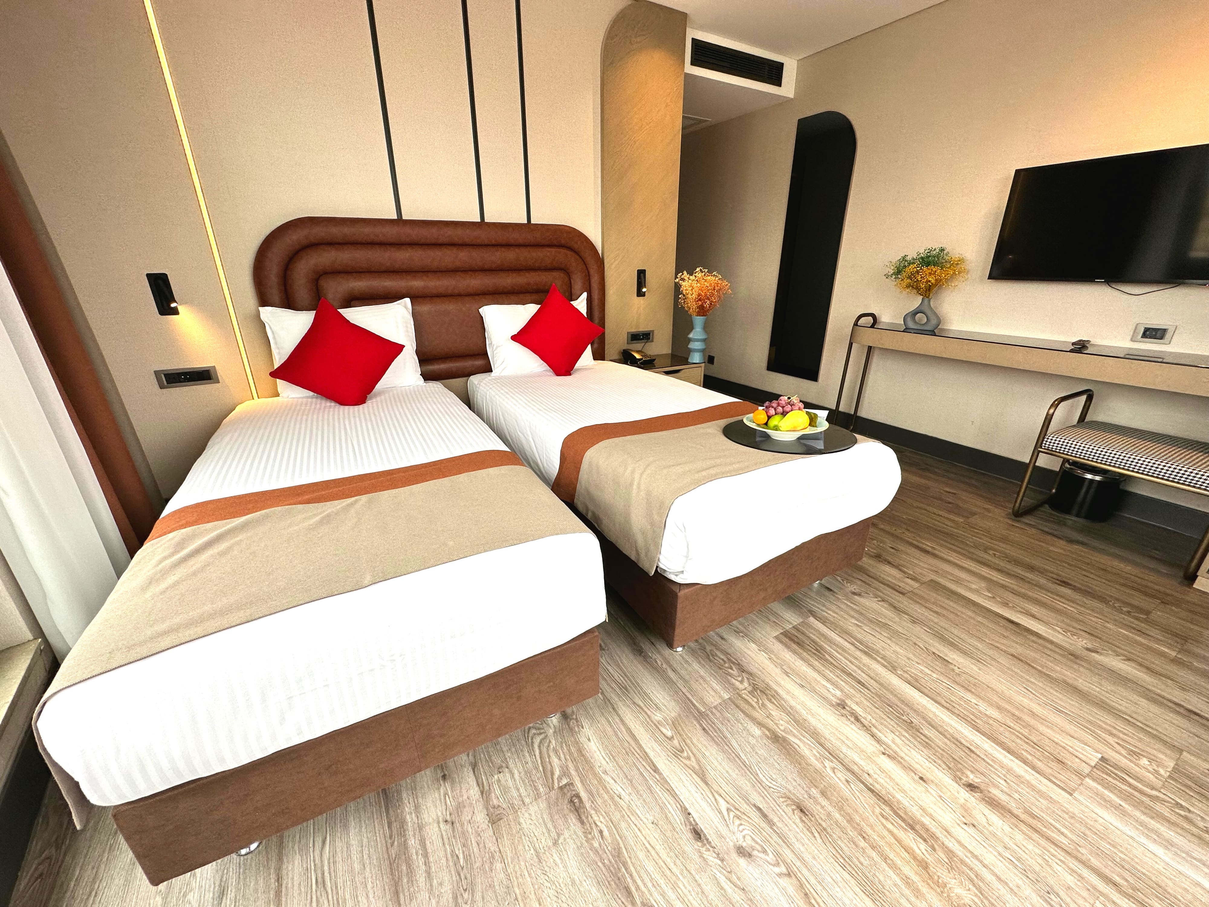 Twin Deluxe with Balcony