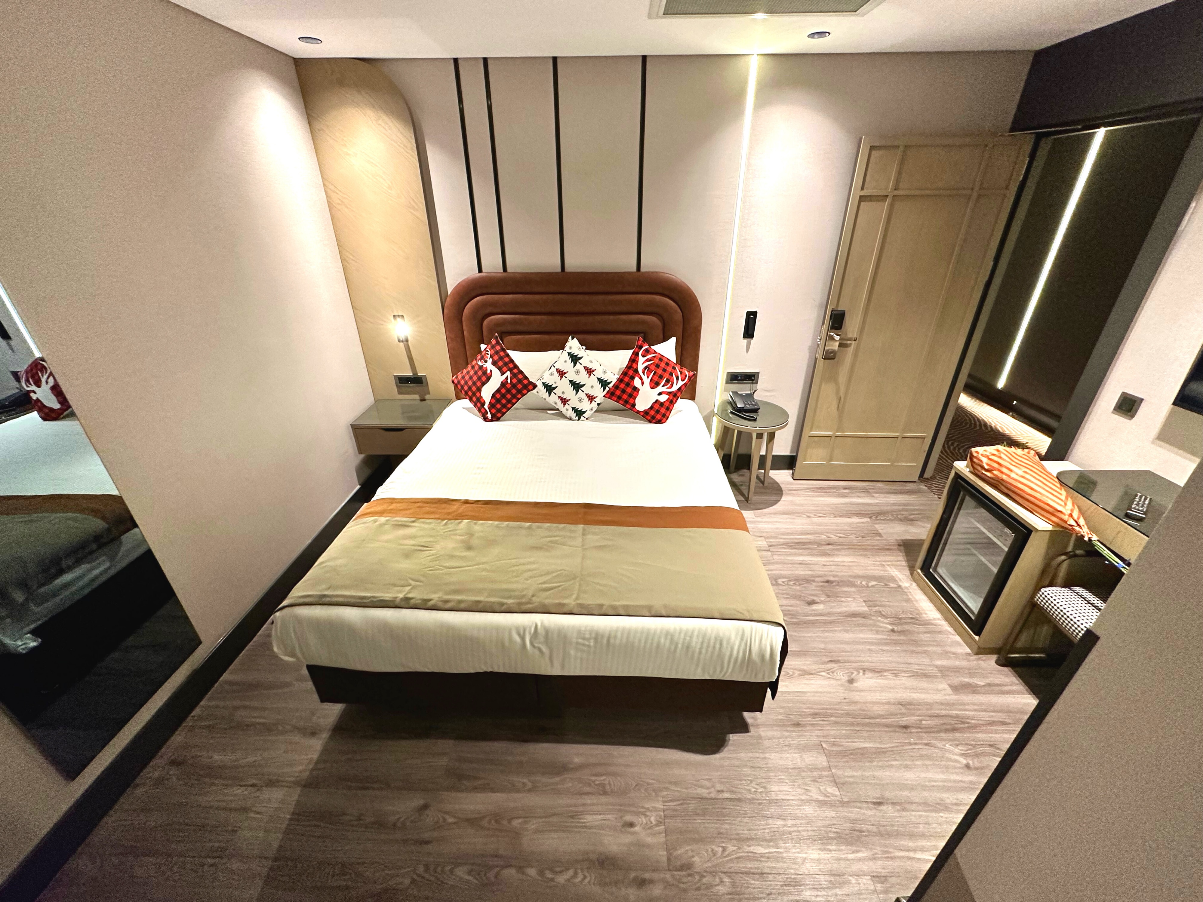 Double King Size Bed