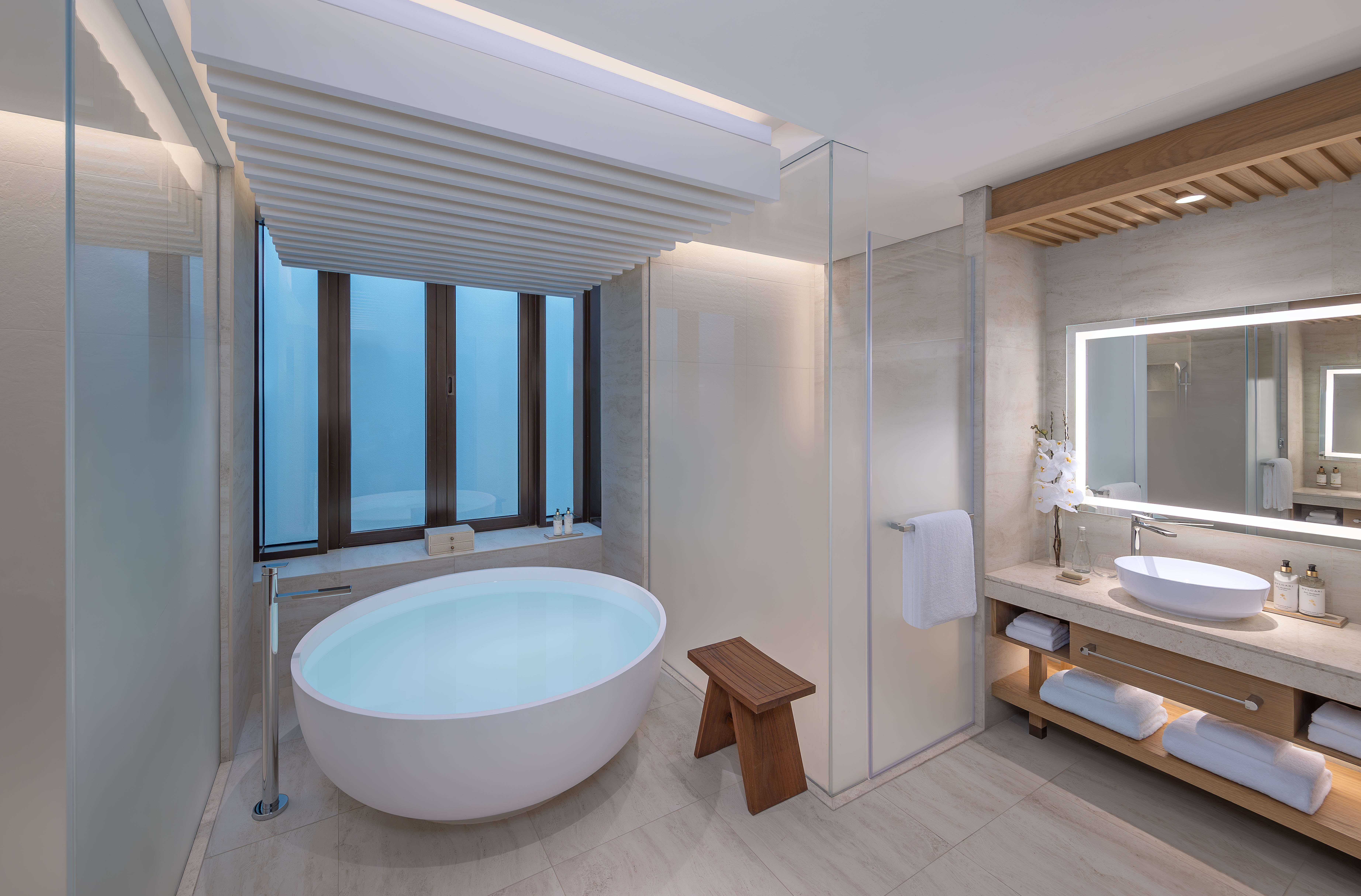 Double Deluxe Pool View