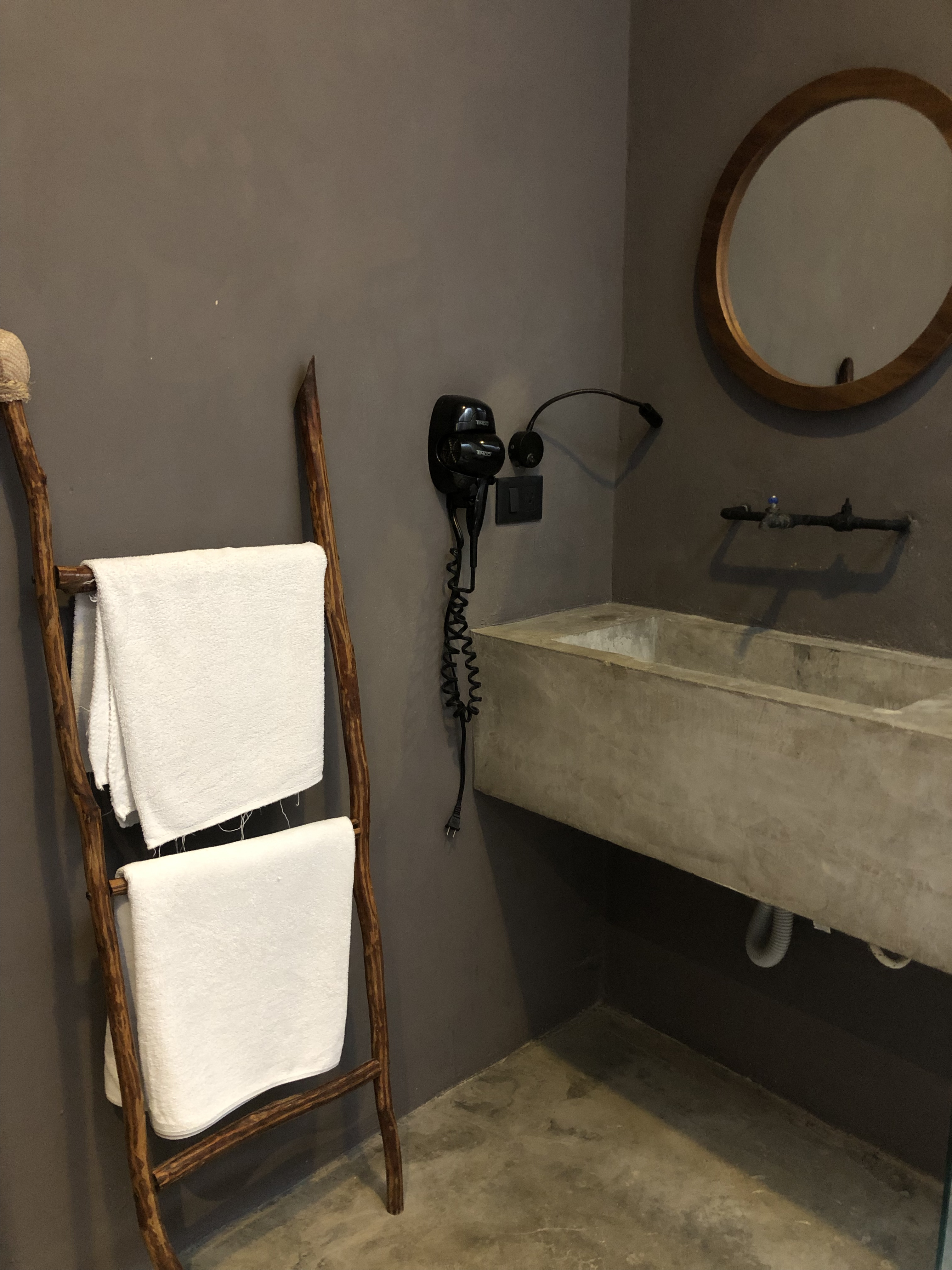 Double Deluxe One Bed