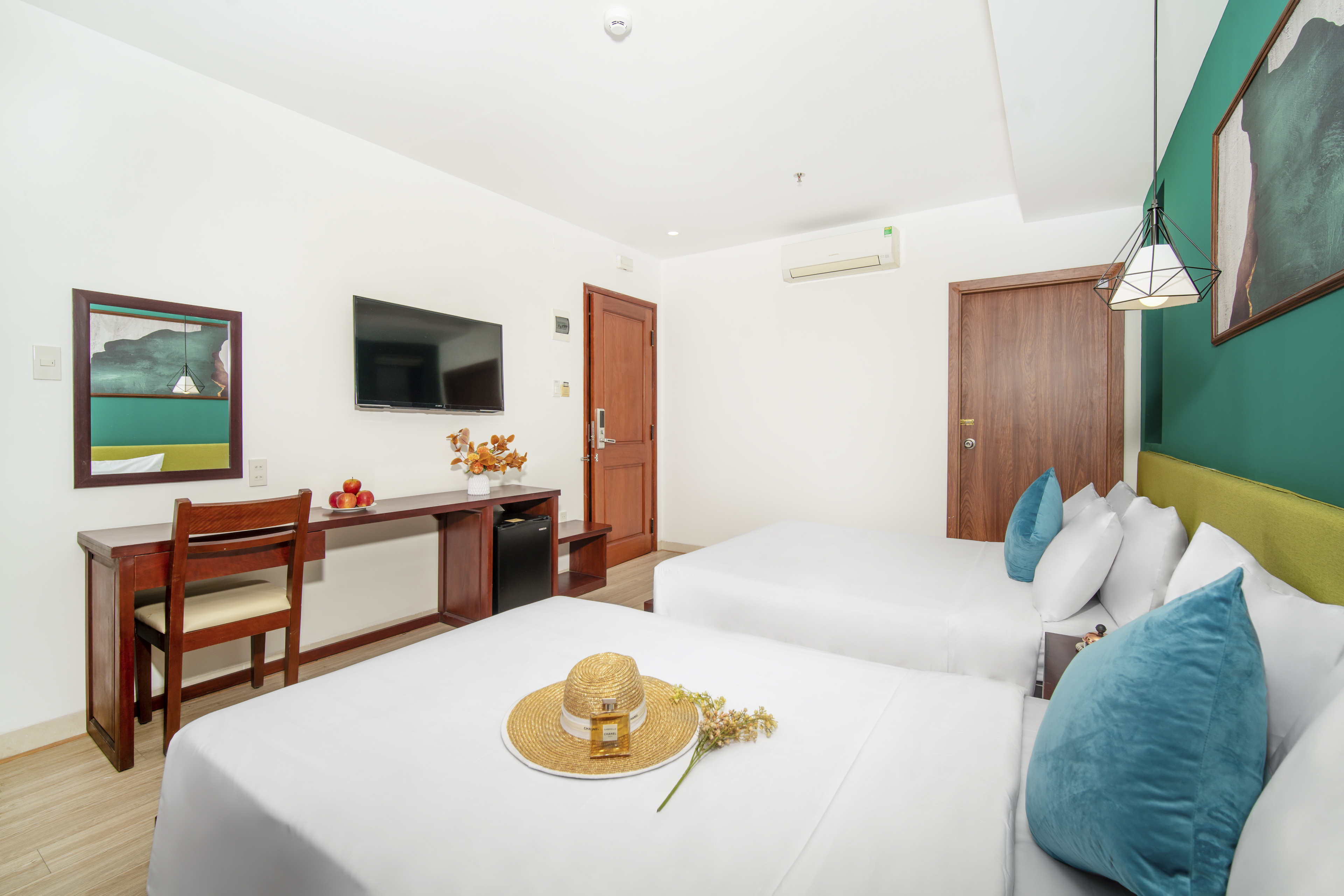 Family Room Deluxe Premier