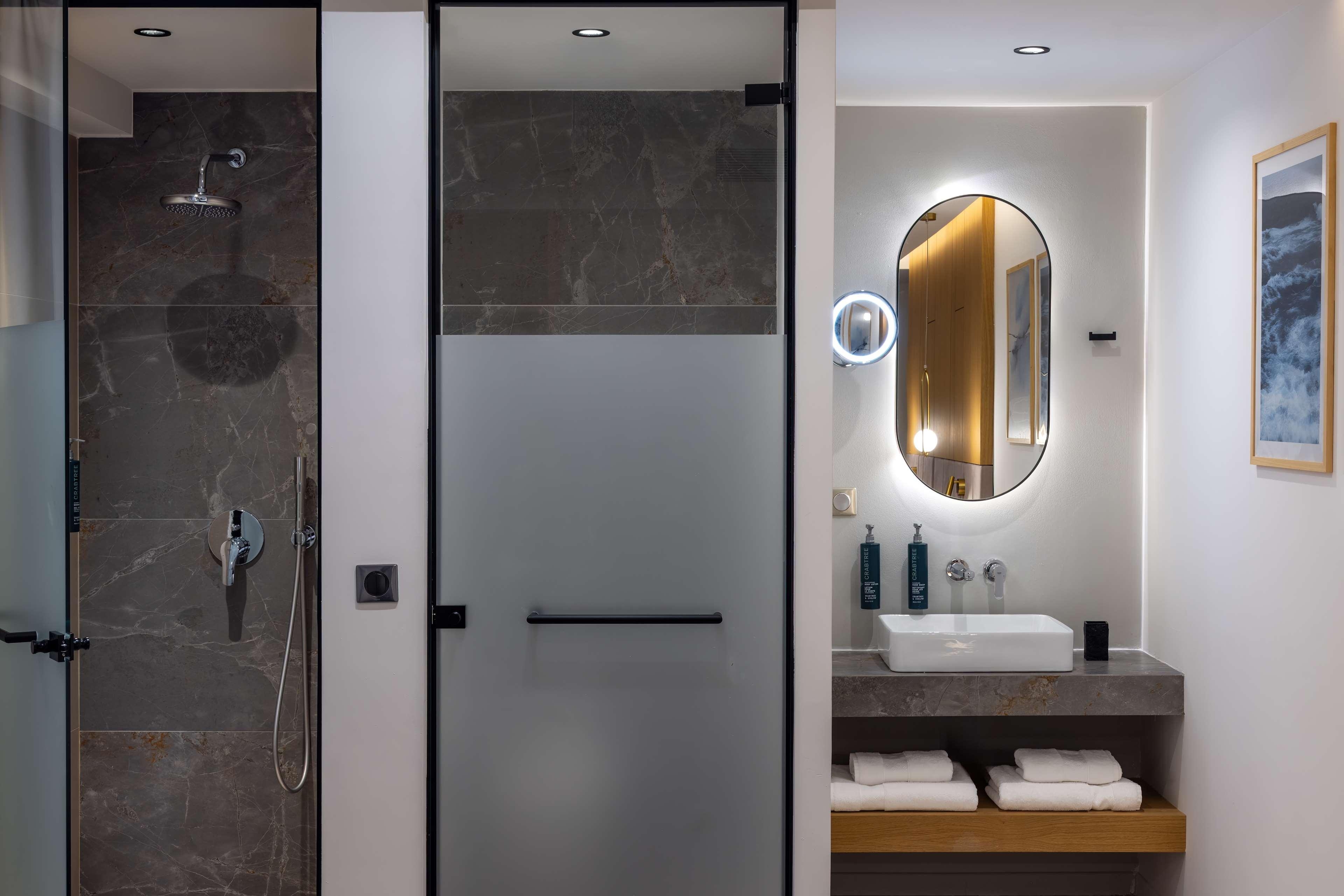 Double Deluxe with Views