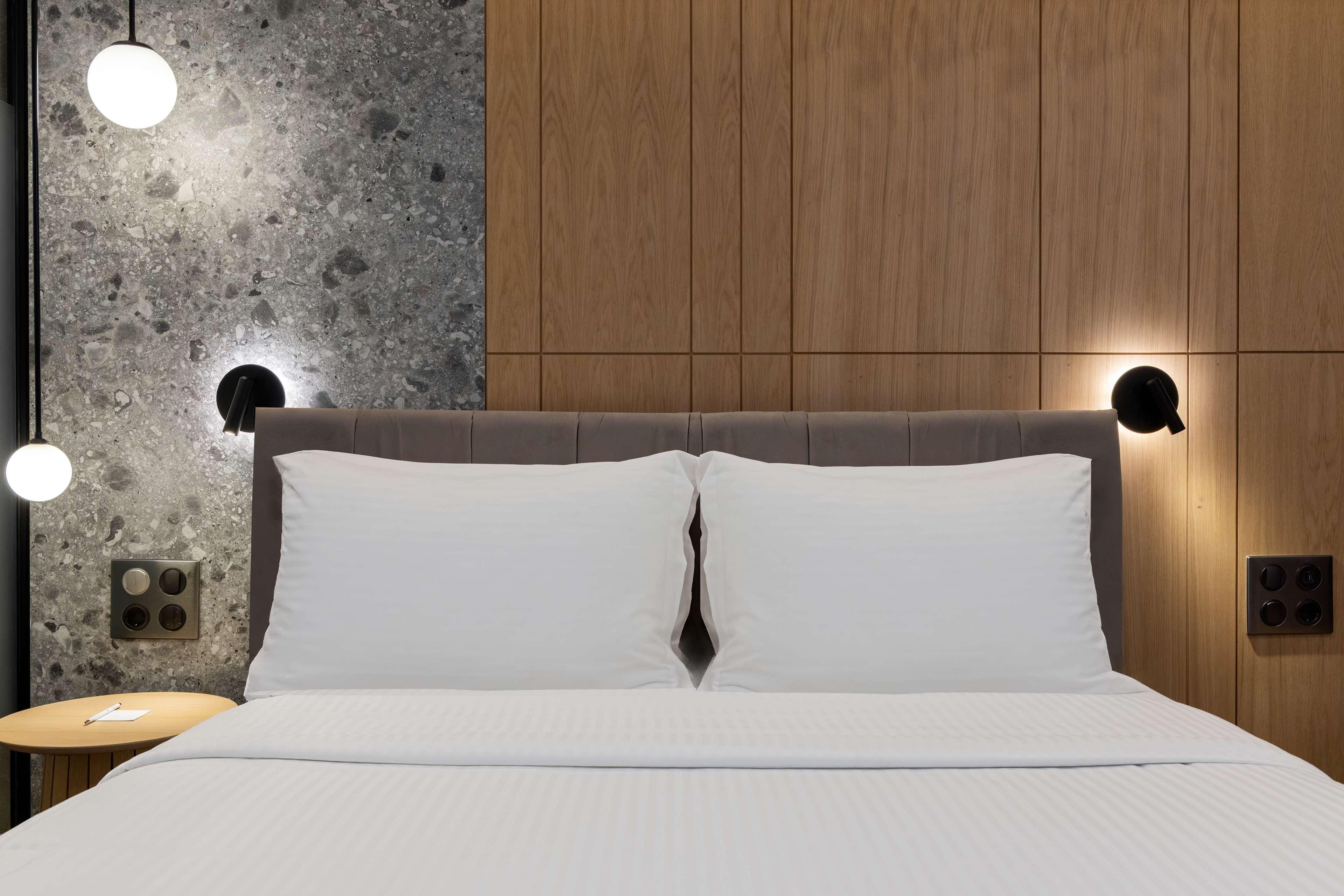 Double Queen Size Bed