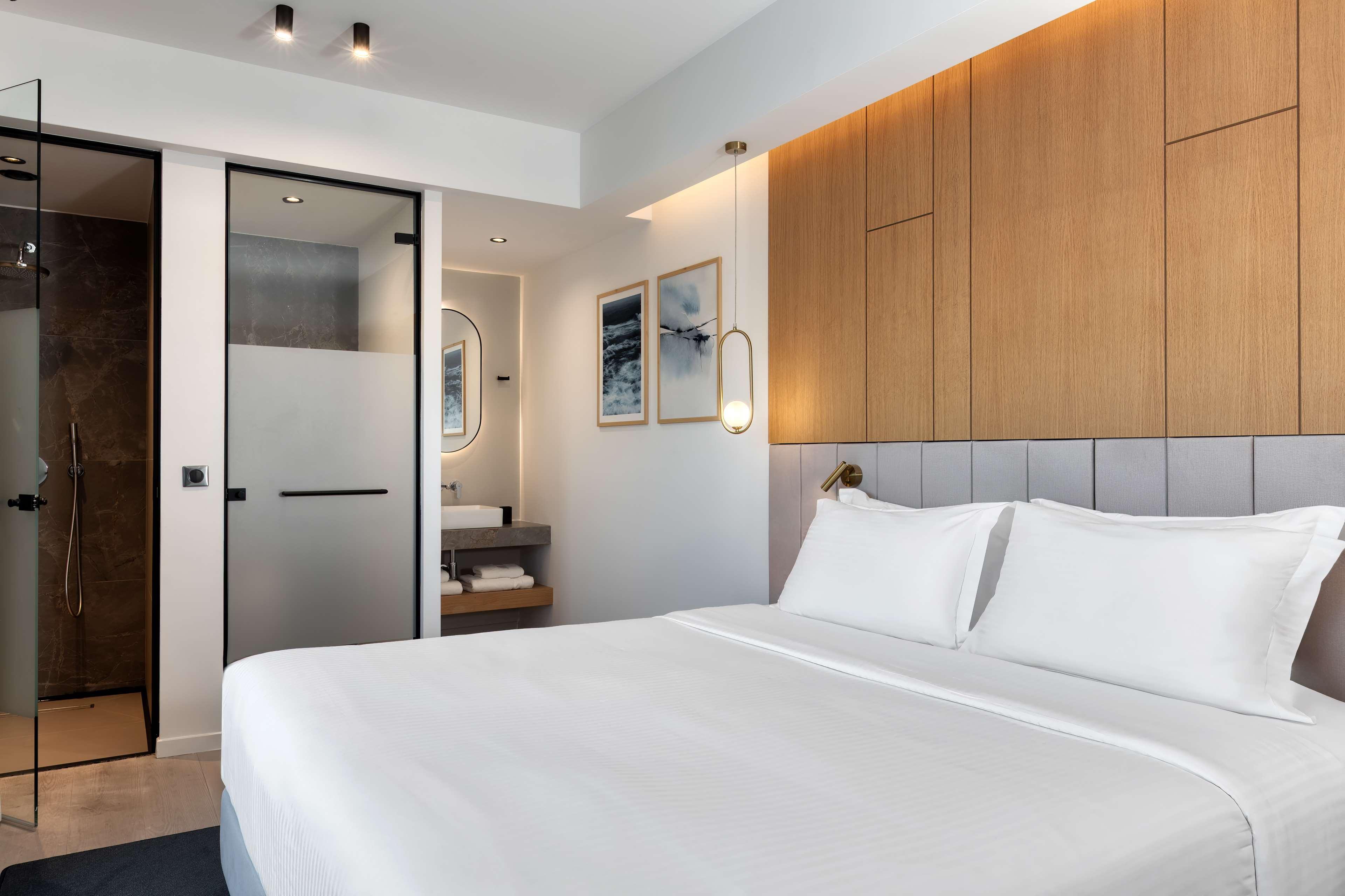 Double Deluxe with Views