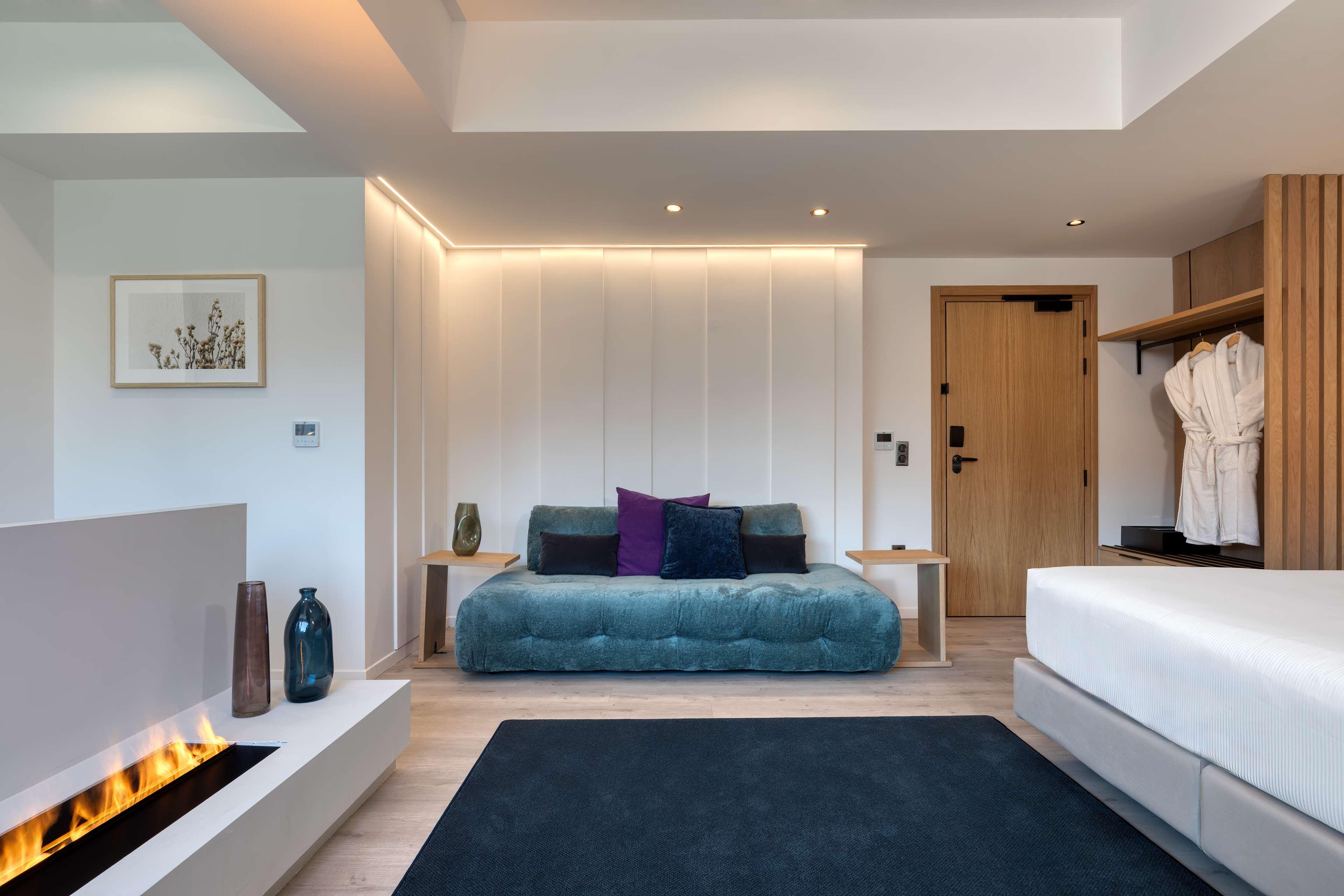 Junior Suite King Size Bed