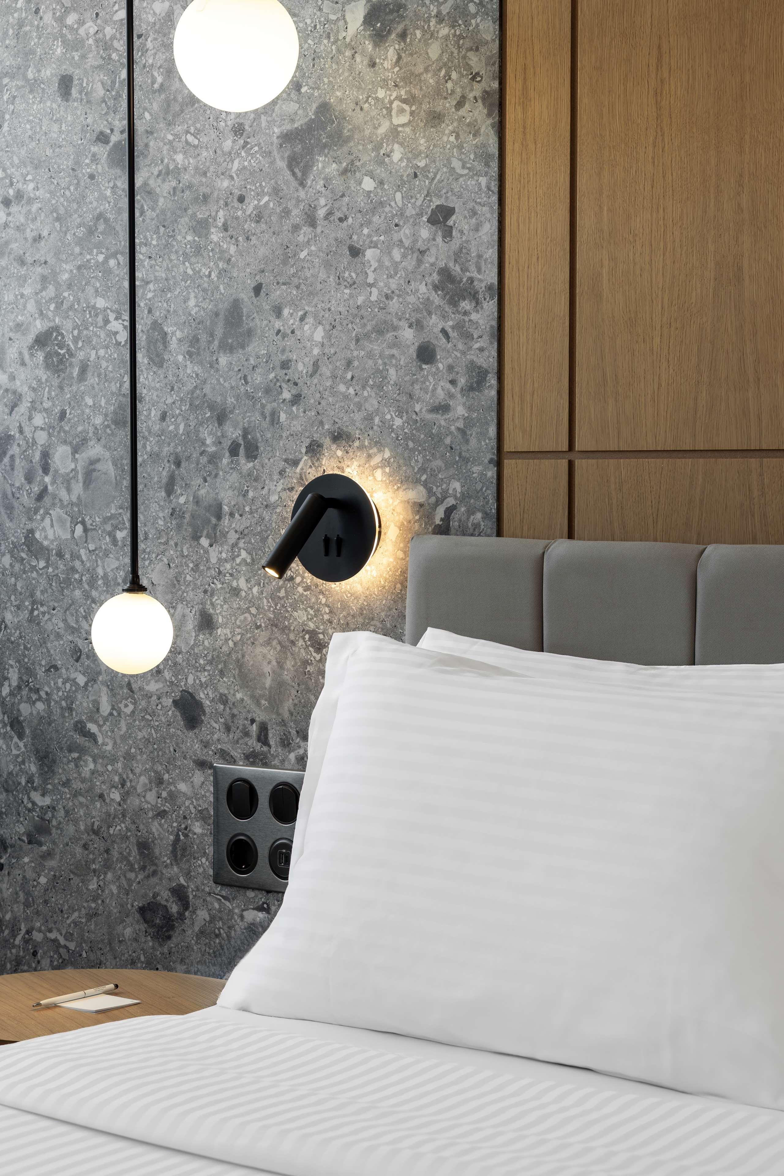 Double Queen Size Bed