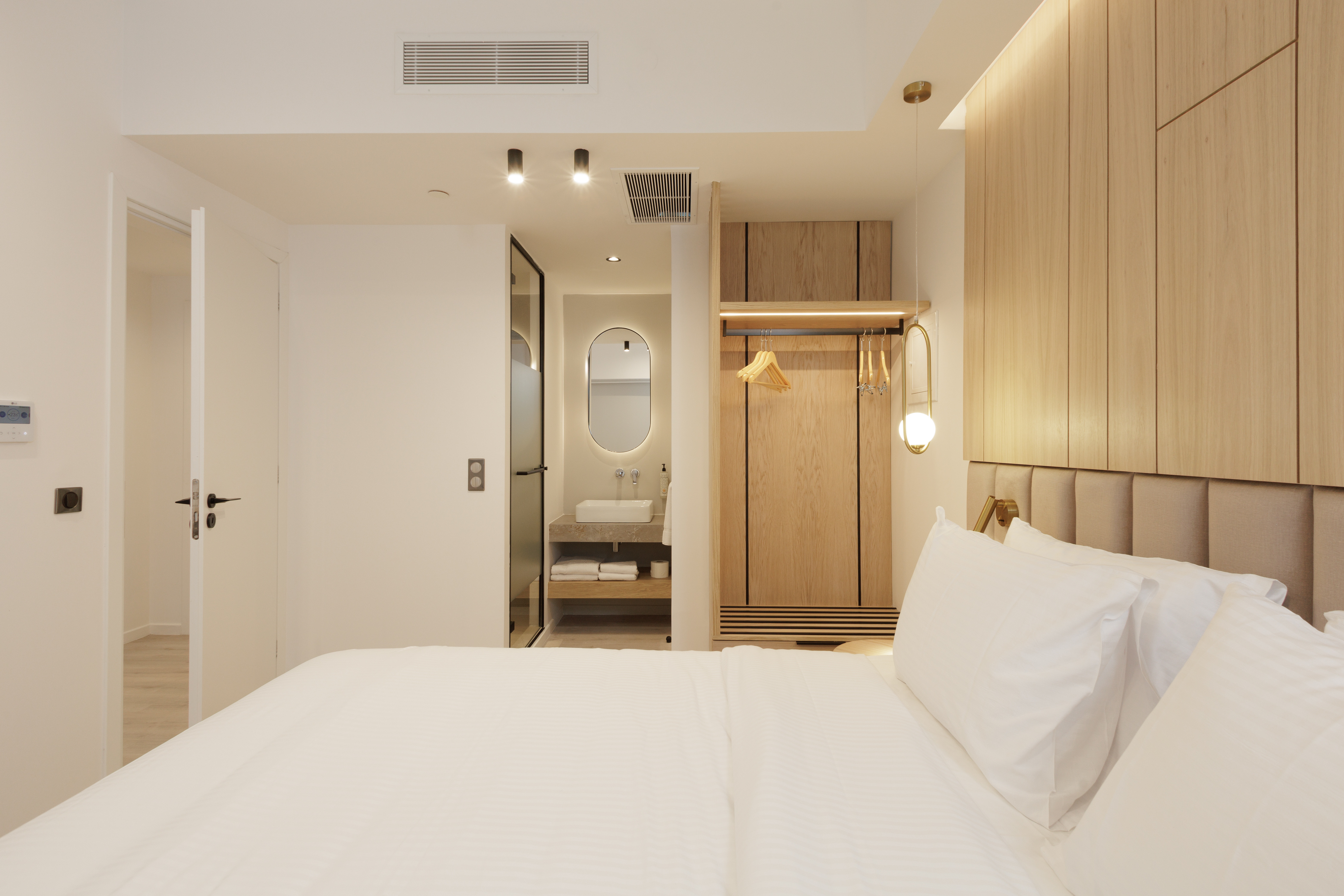 Suite King Bed One Bedroom 