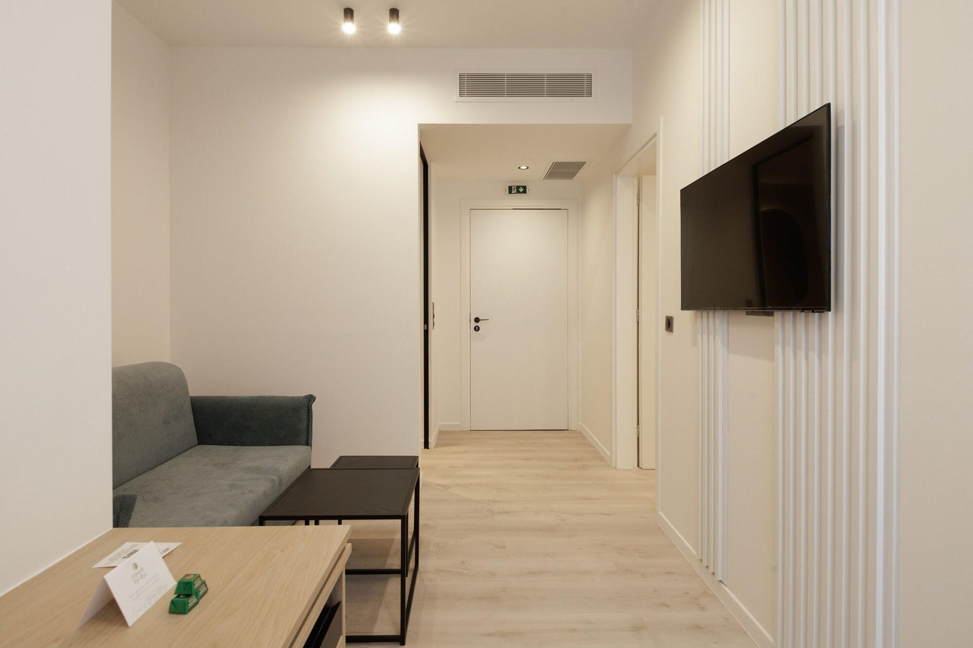 Junior Suite King Size Bed