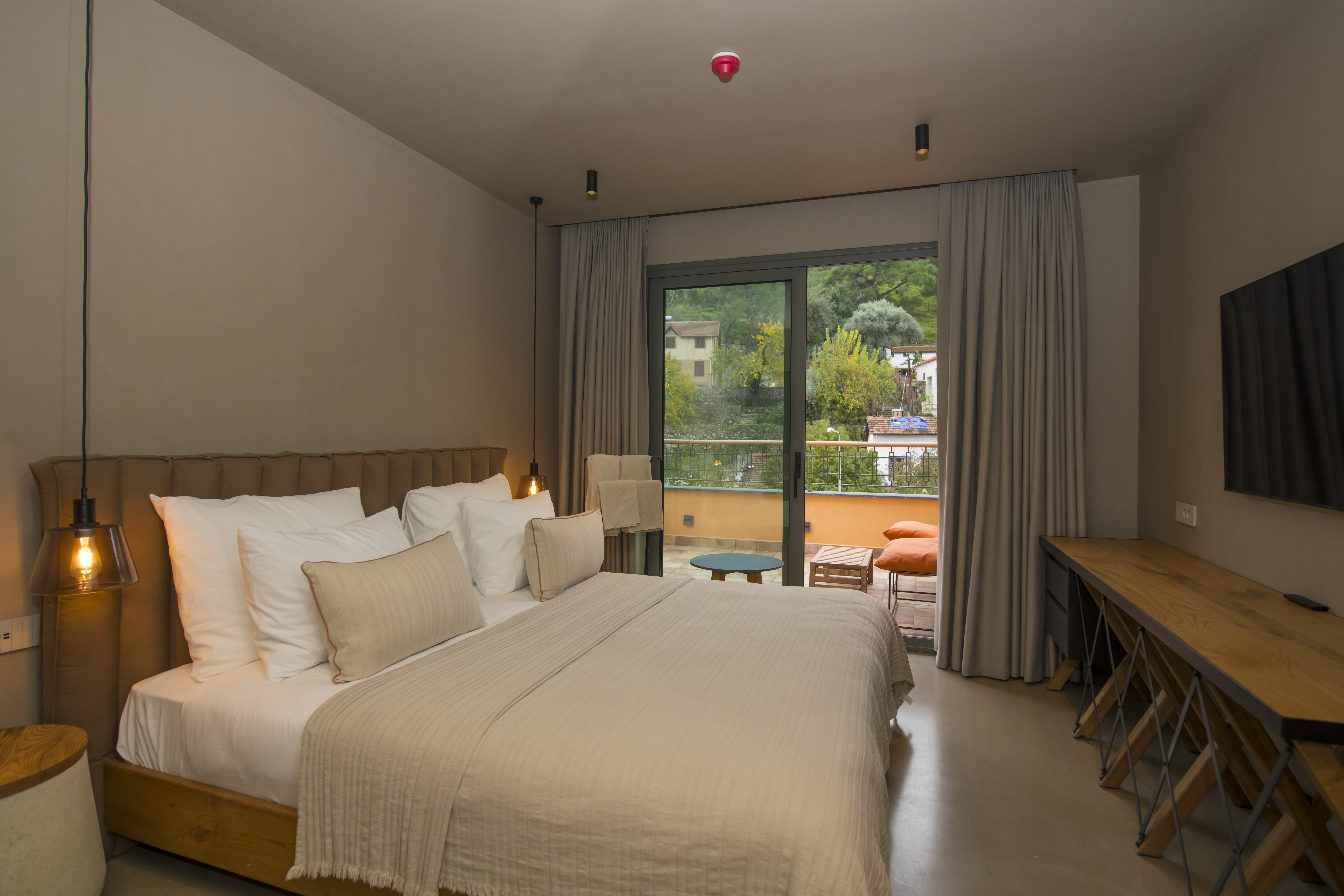 Double King Size Bed