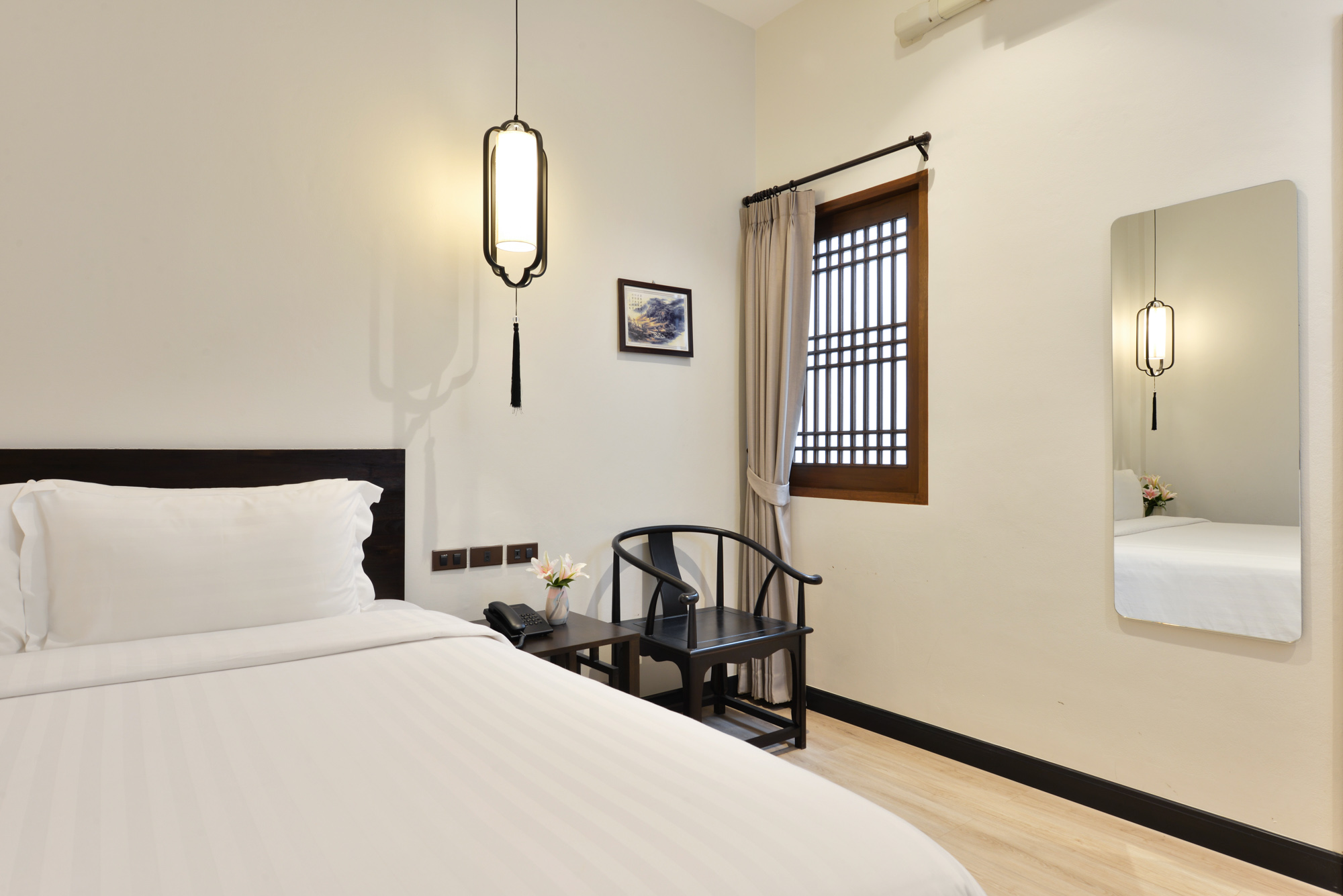 Double Deluxe King Bed