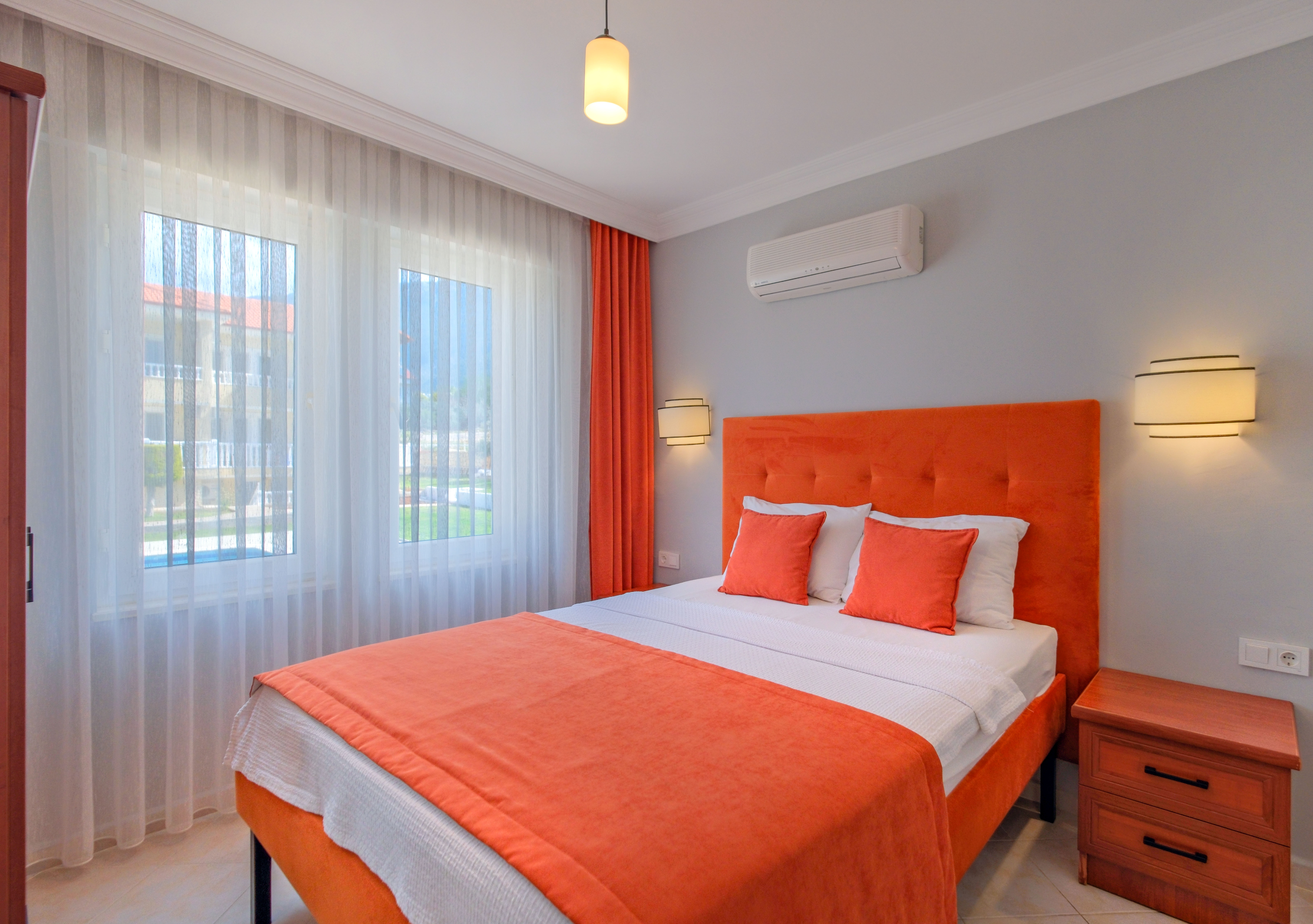 Apartment Garden View with Balcony