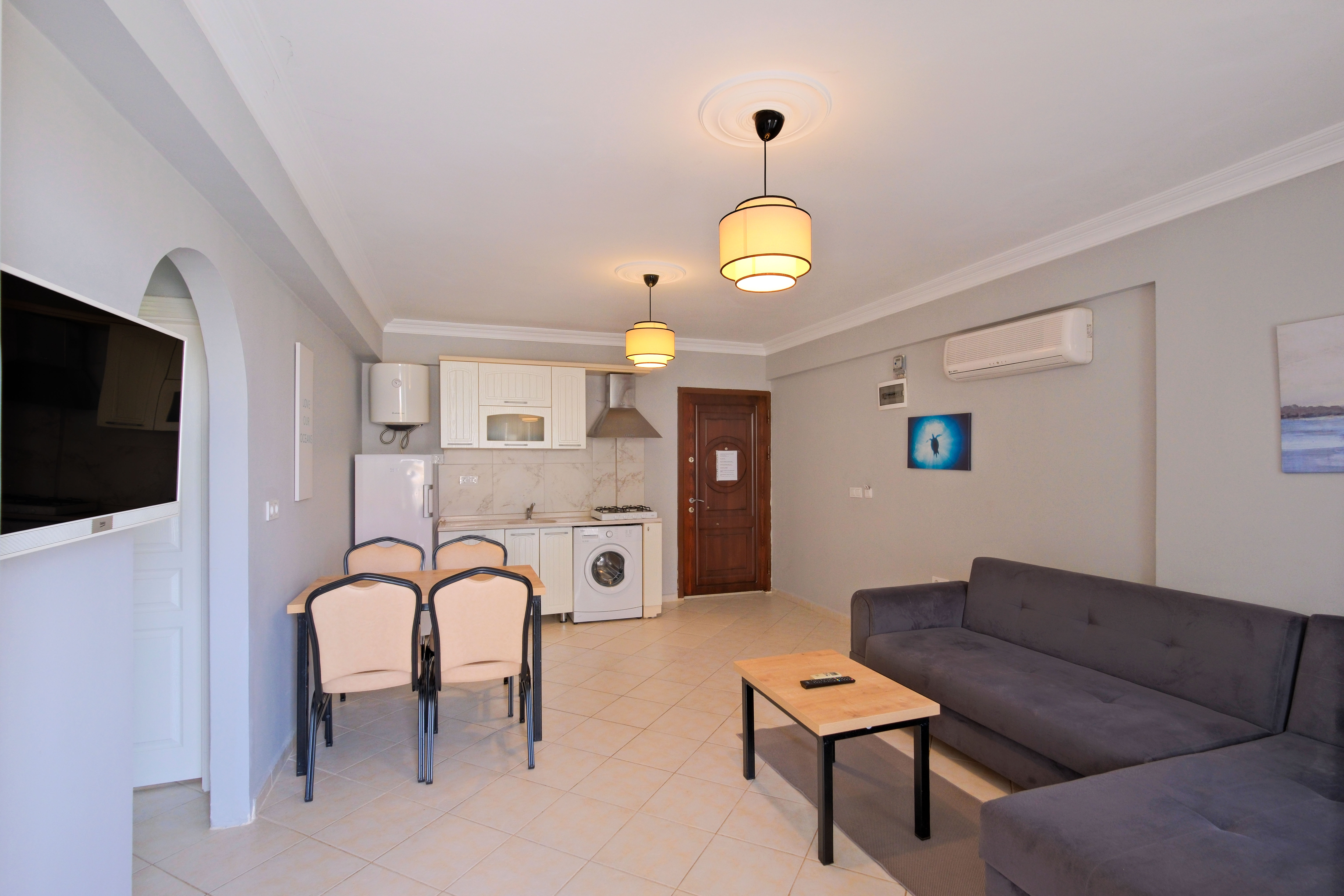 Apartment Garden View with Balcony