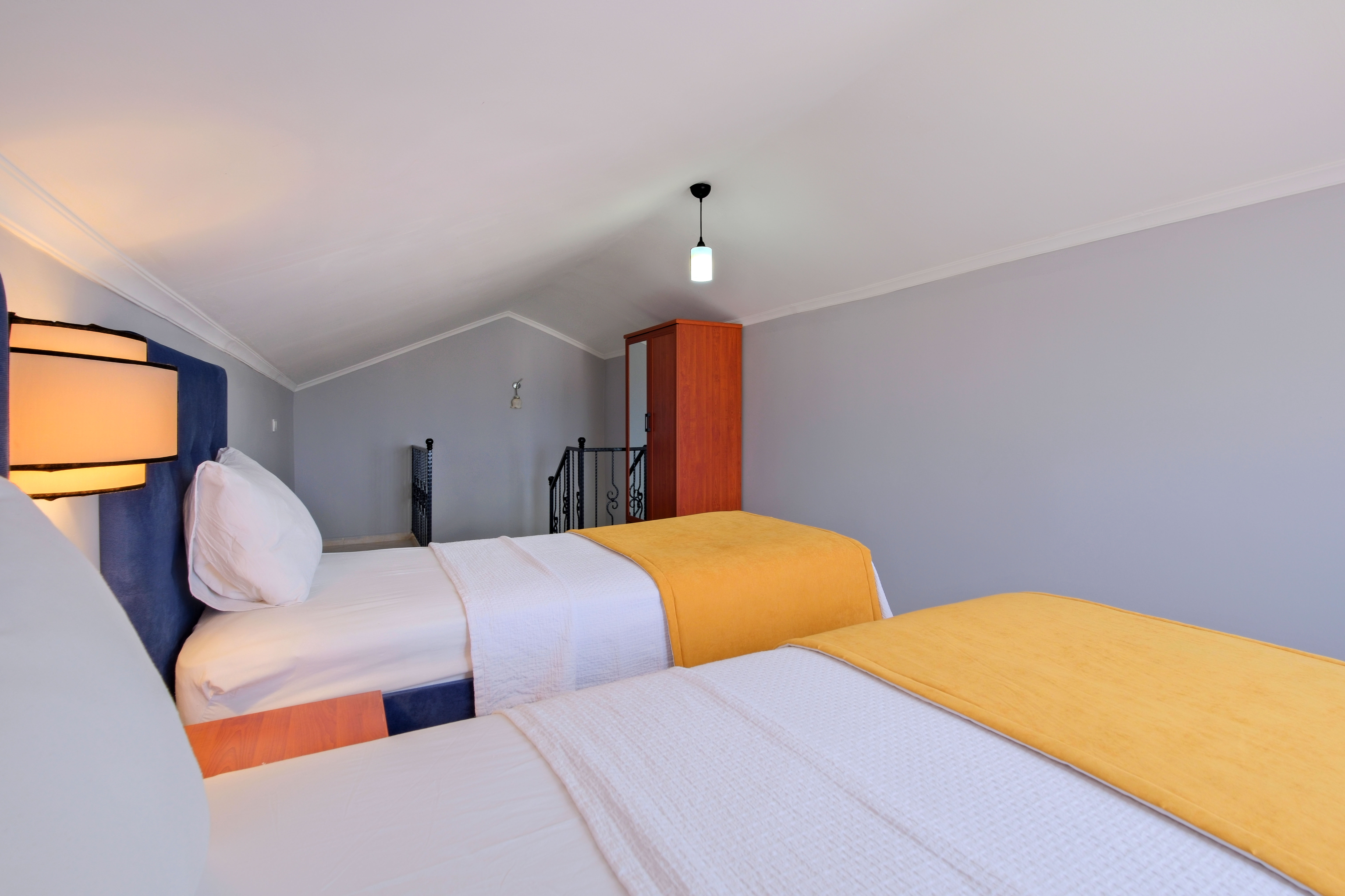 Apartment Three Bedrooms with Views