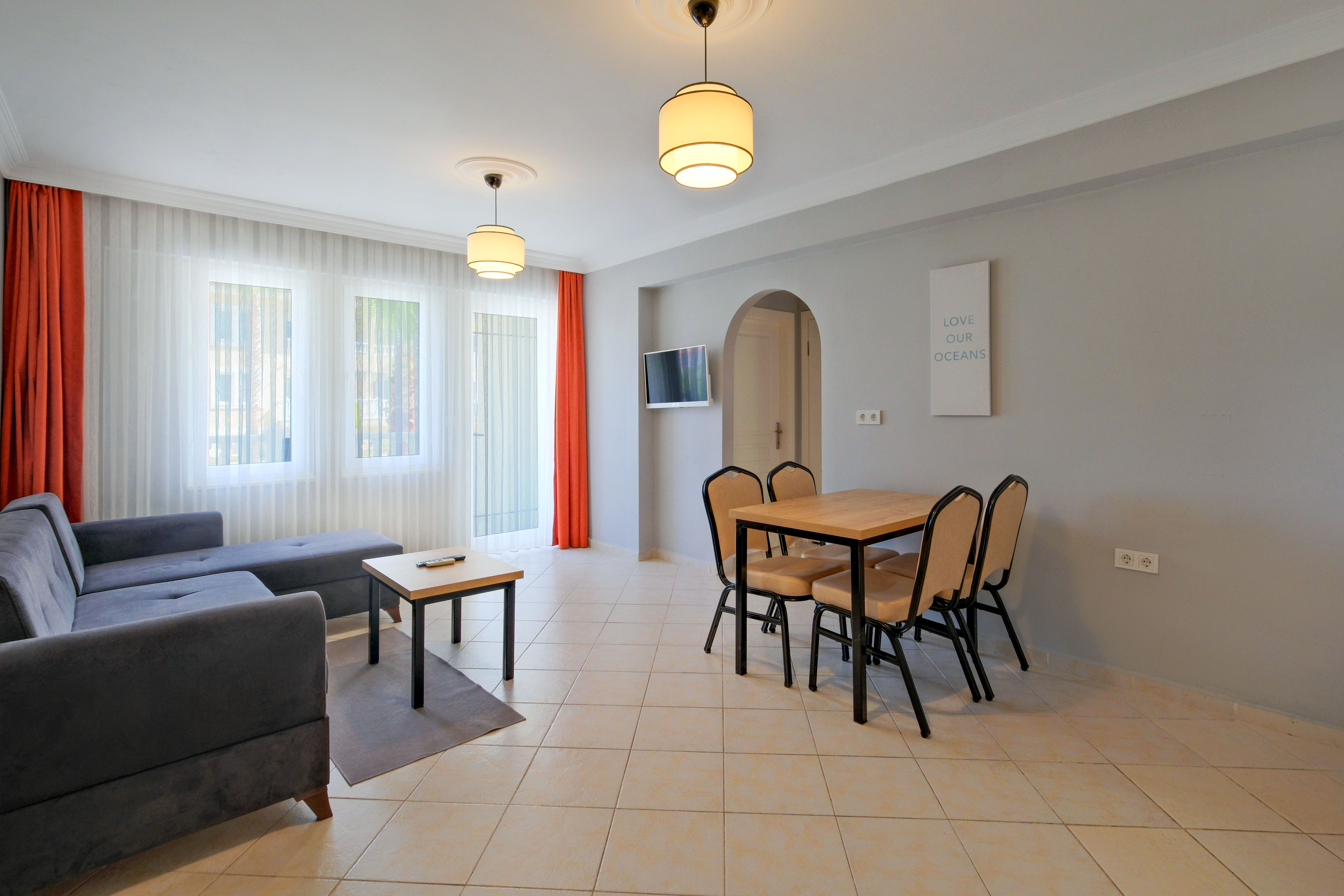 Apartment Garden View with Balcony