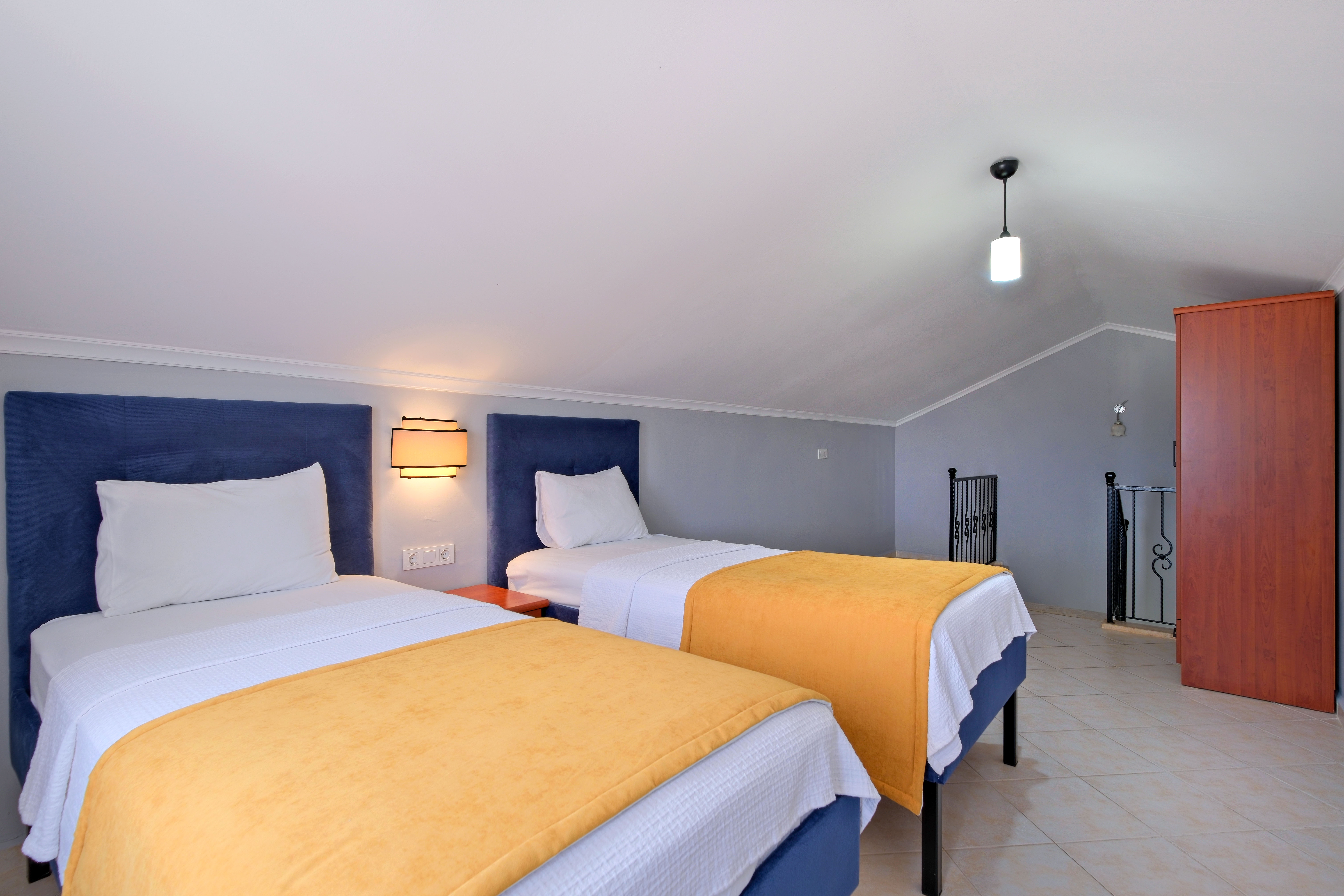 Apartment Three Bedrooms with Views