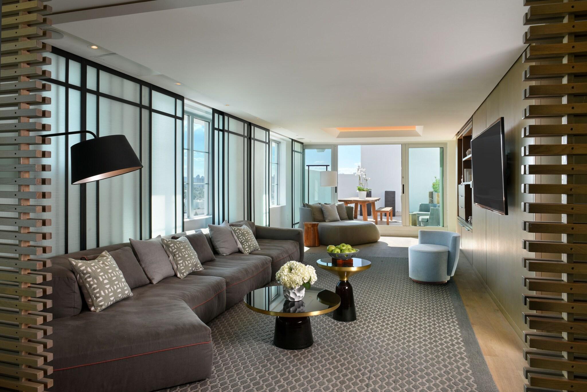 Double King Size Bed