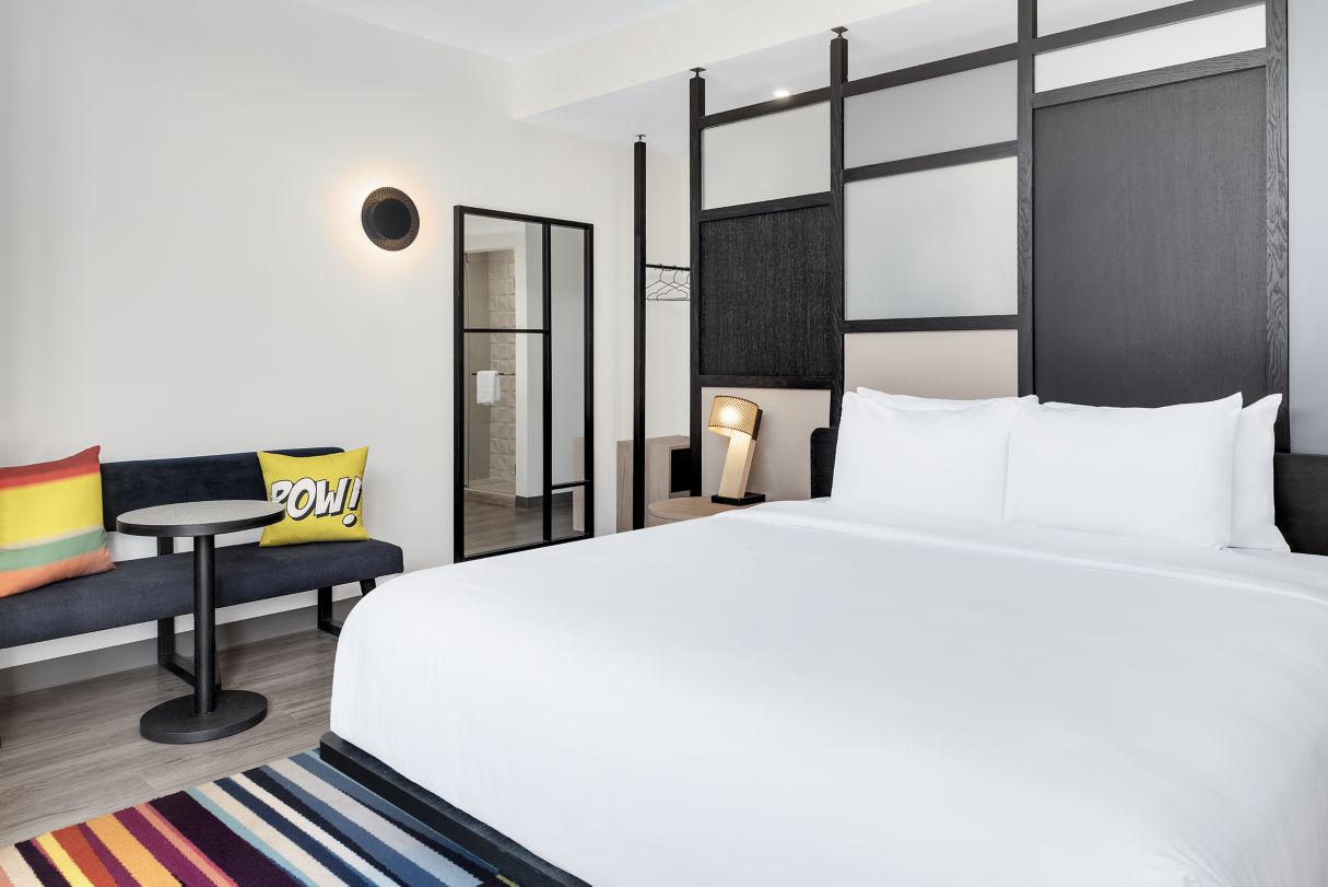 Room City View King Bed