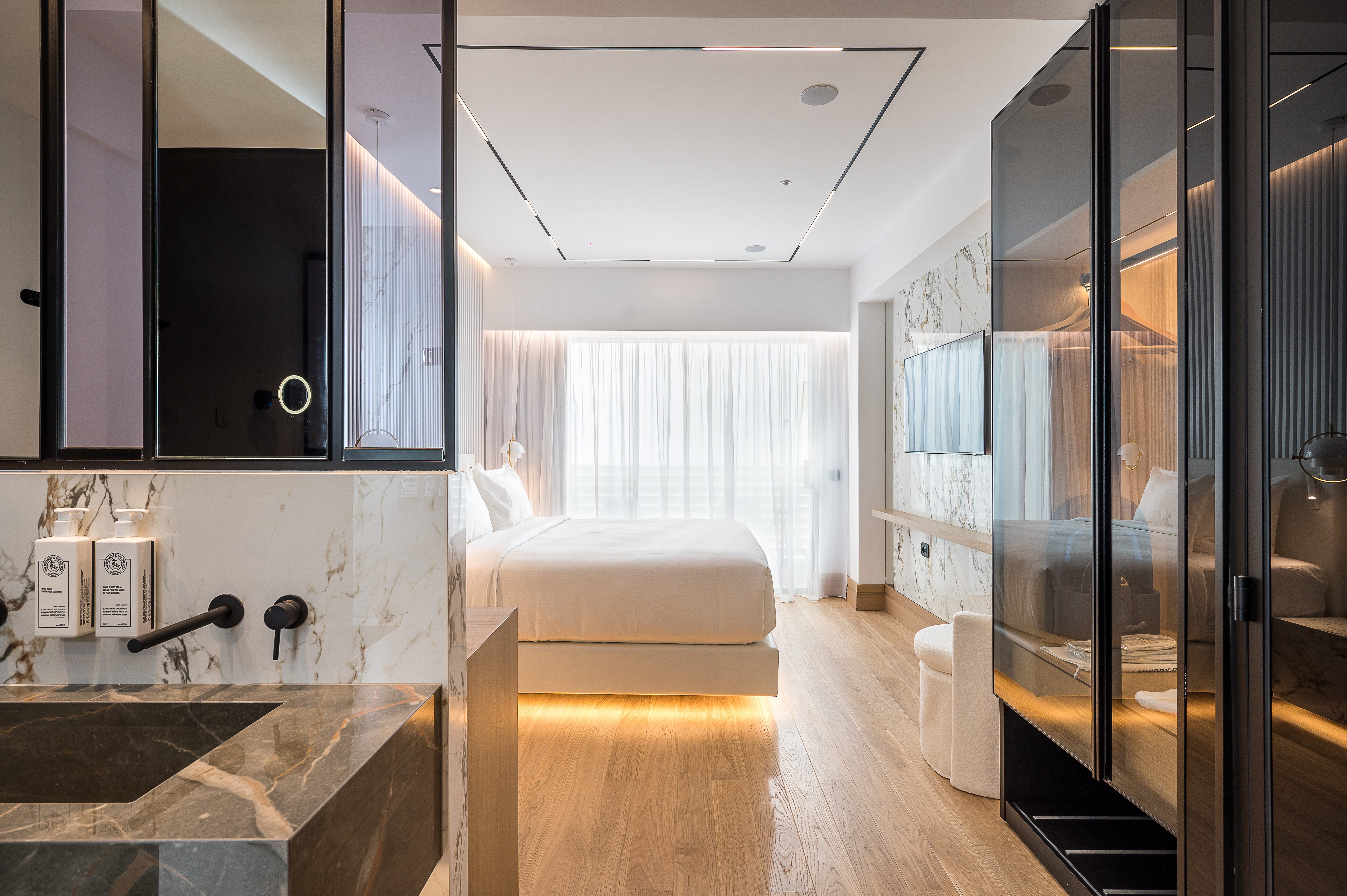 Double or Twin Deluxe