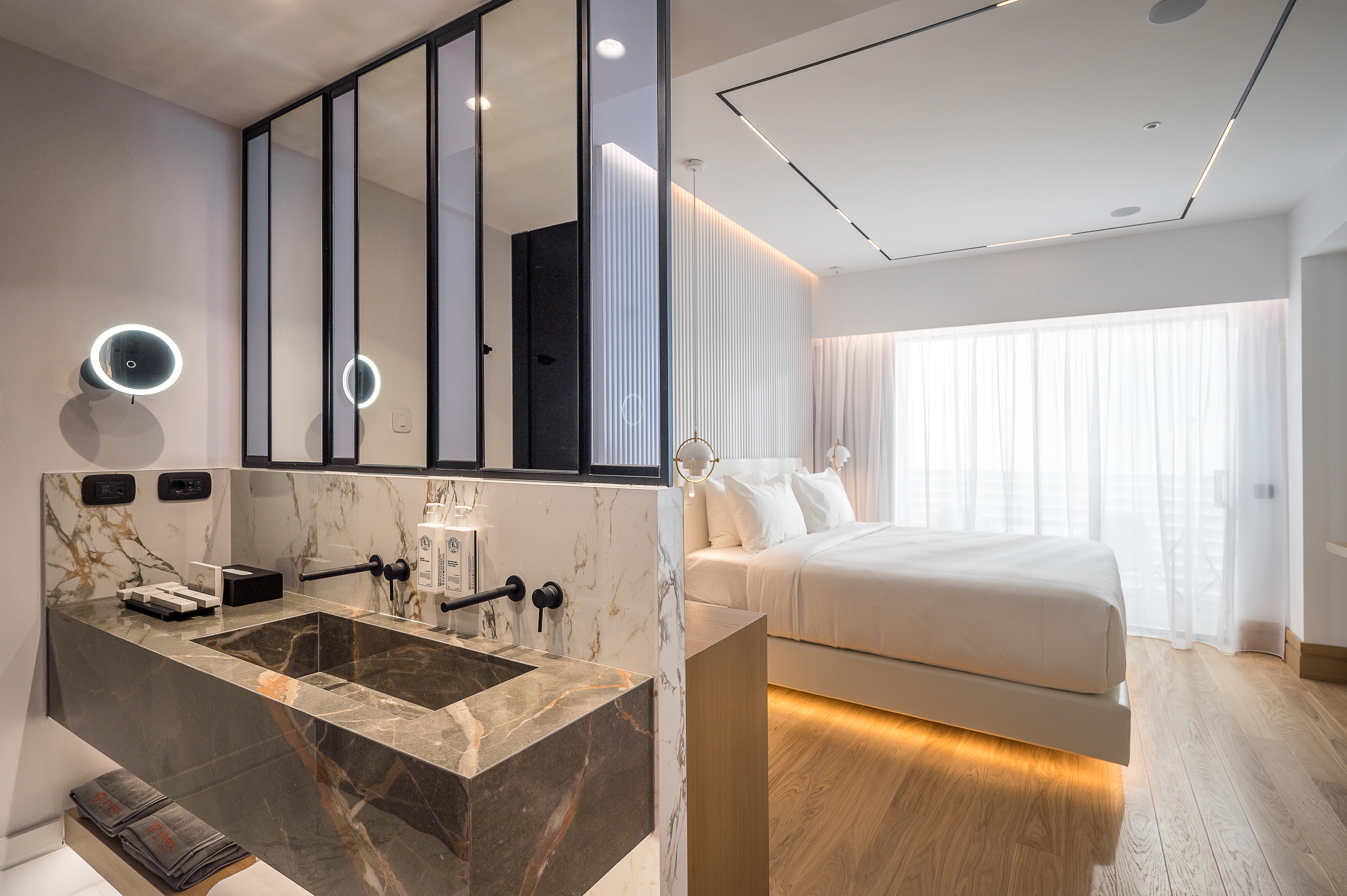 Double or Twin Deluxe