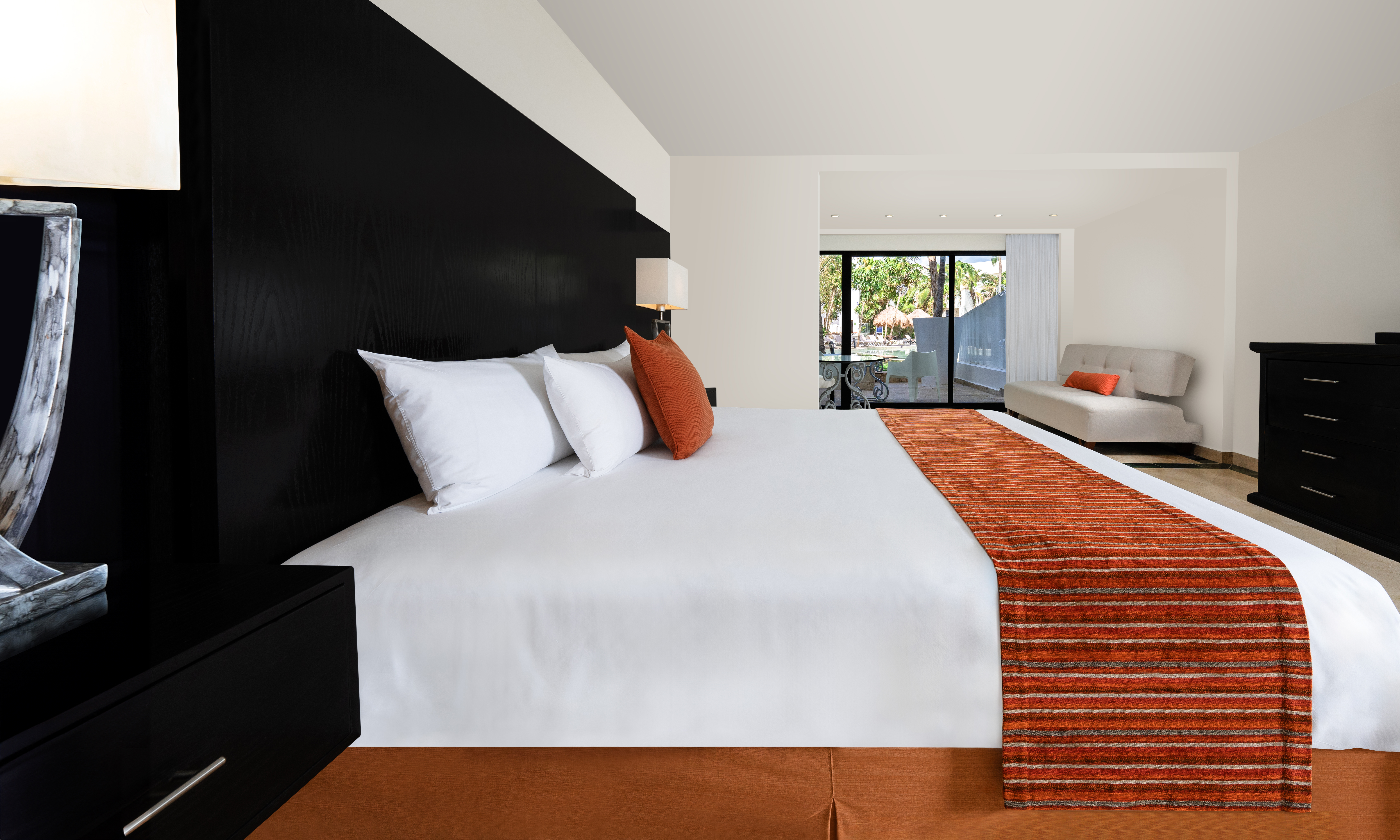 Junior Suite King Size Bed