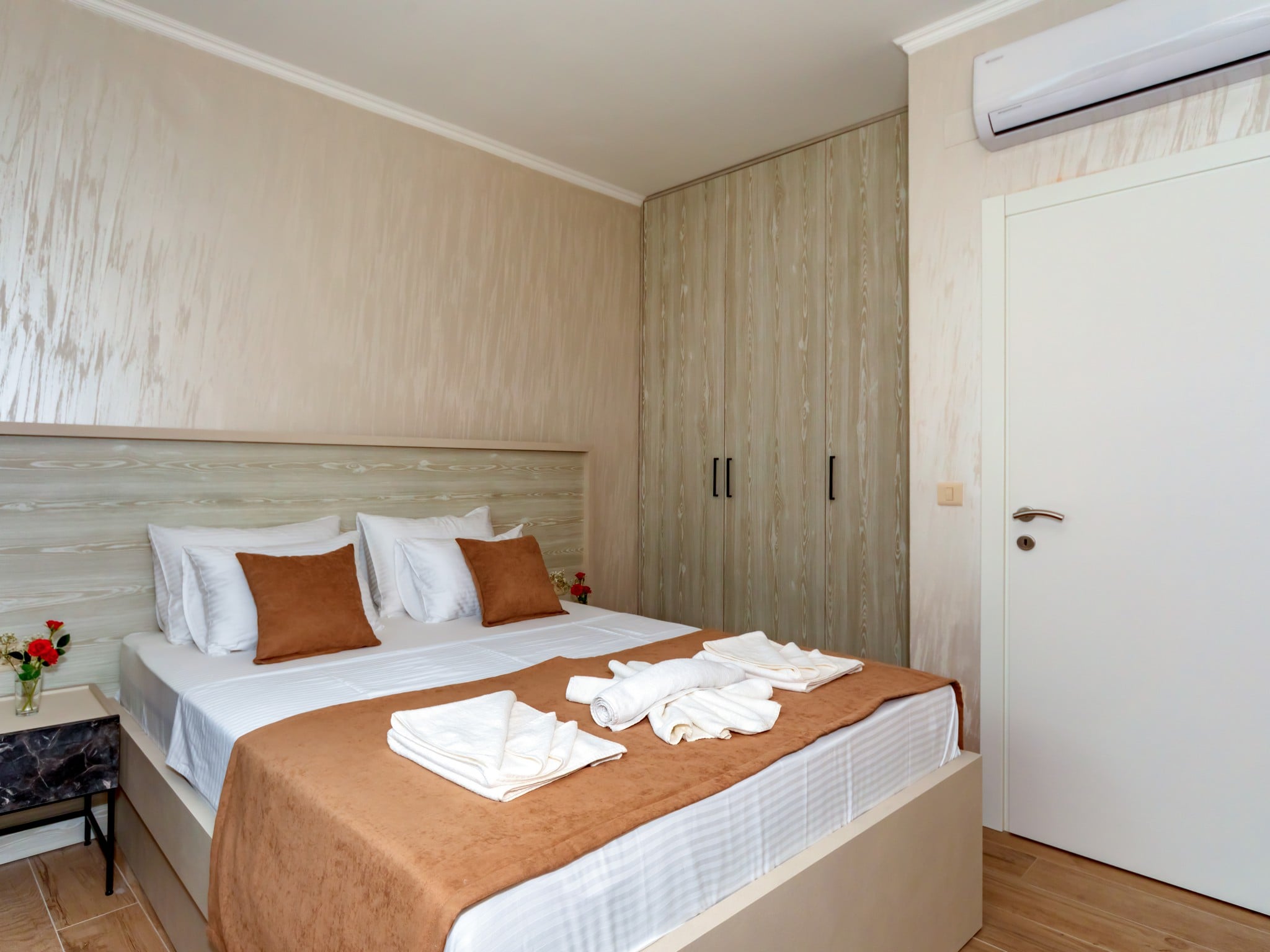 Apartment Pool View One Bedroom