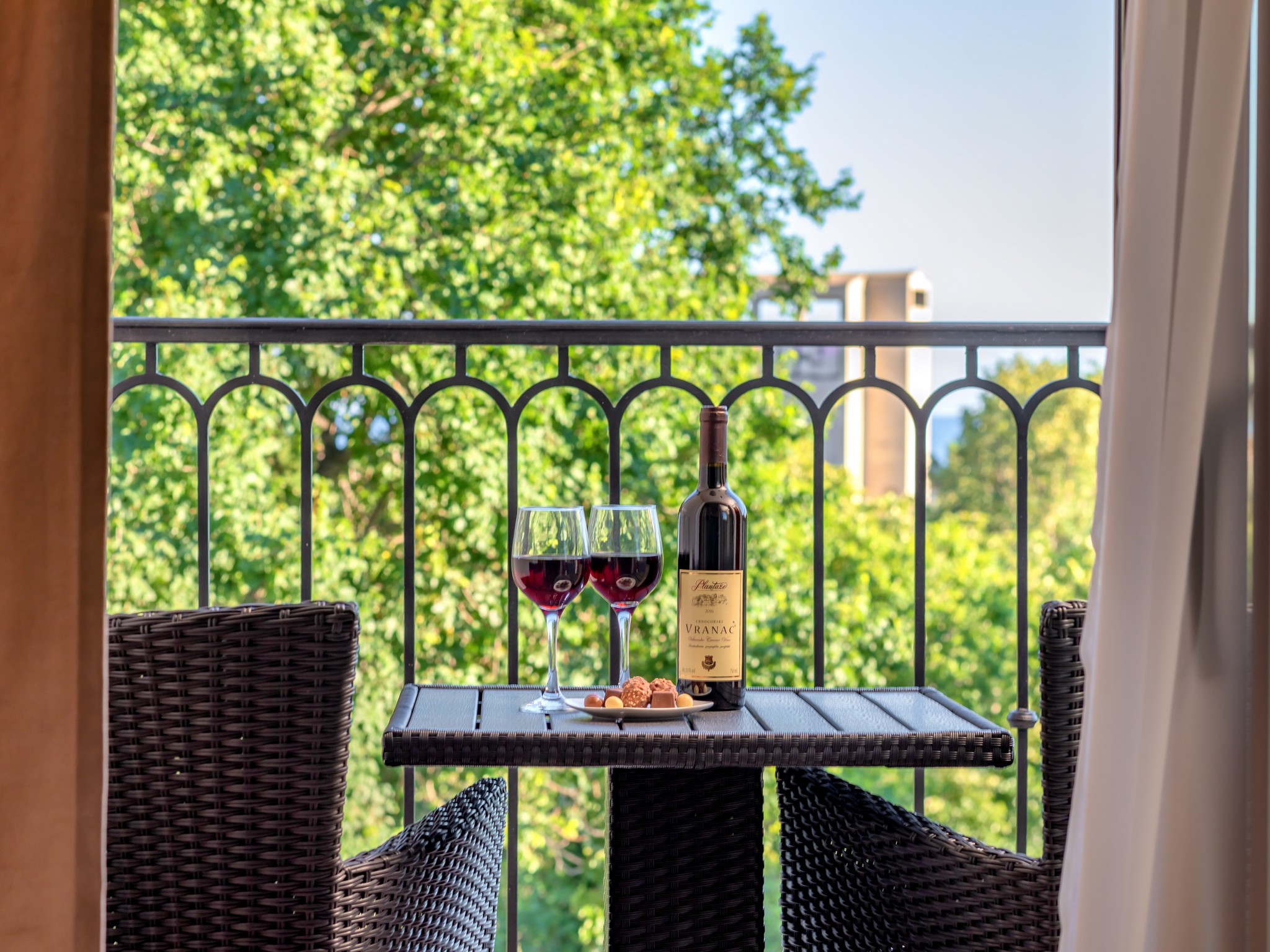 Apartment Pool View One Bedroom