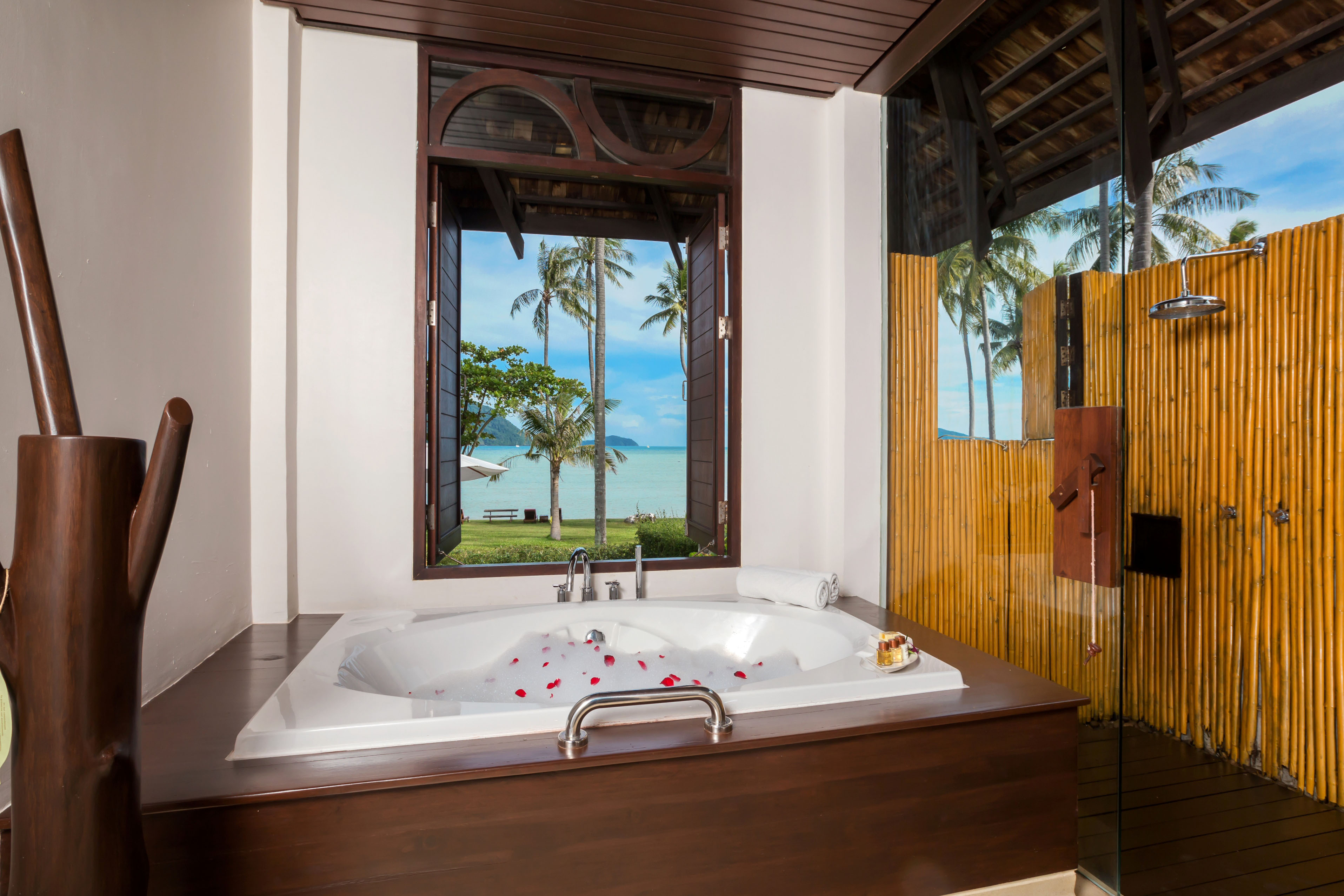 Villa Deluxe Beach Front