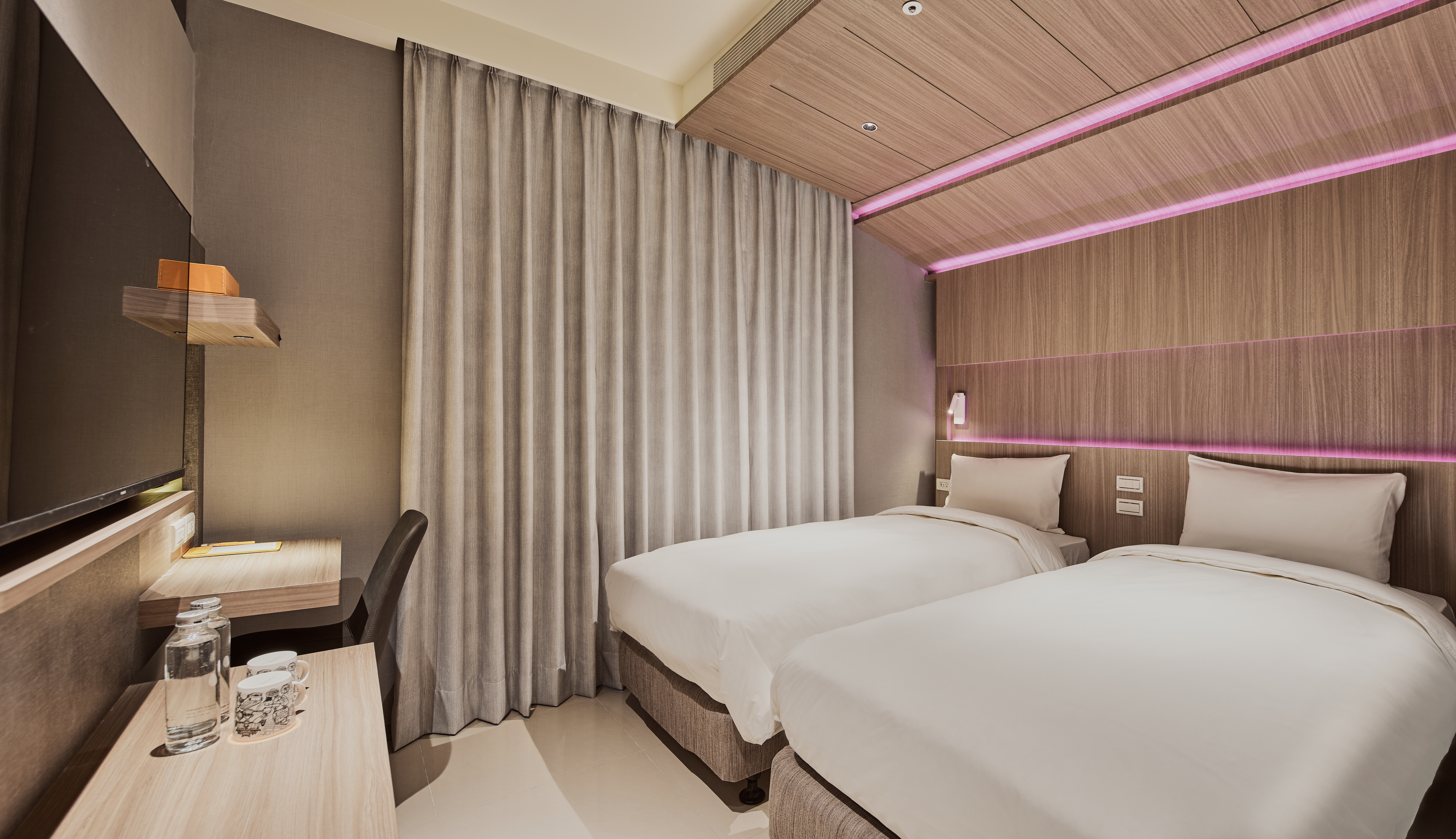 Twin Superior with Balcony