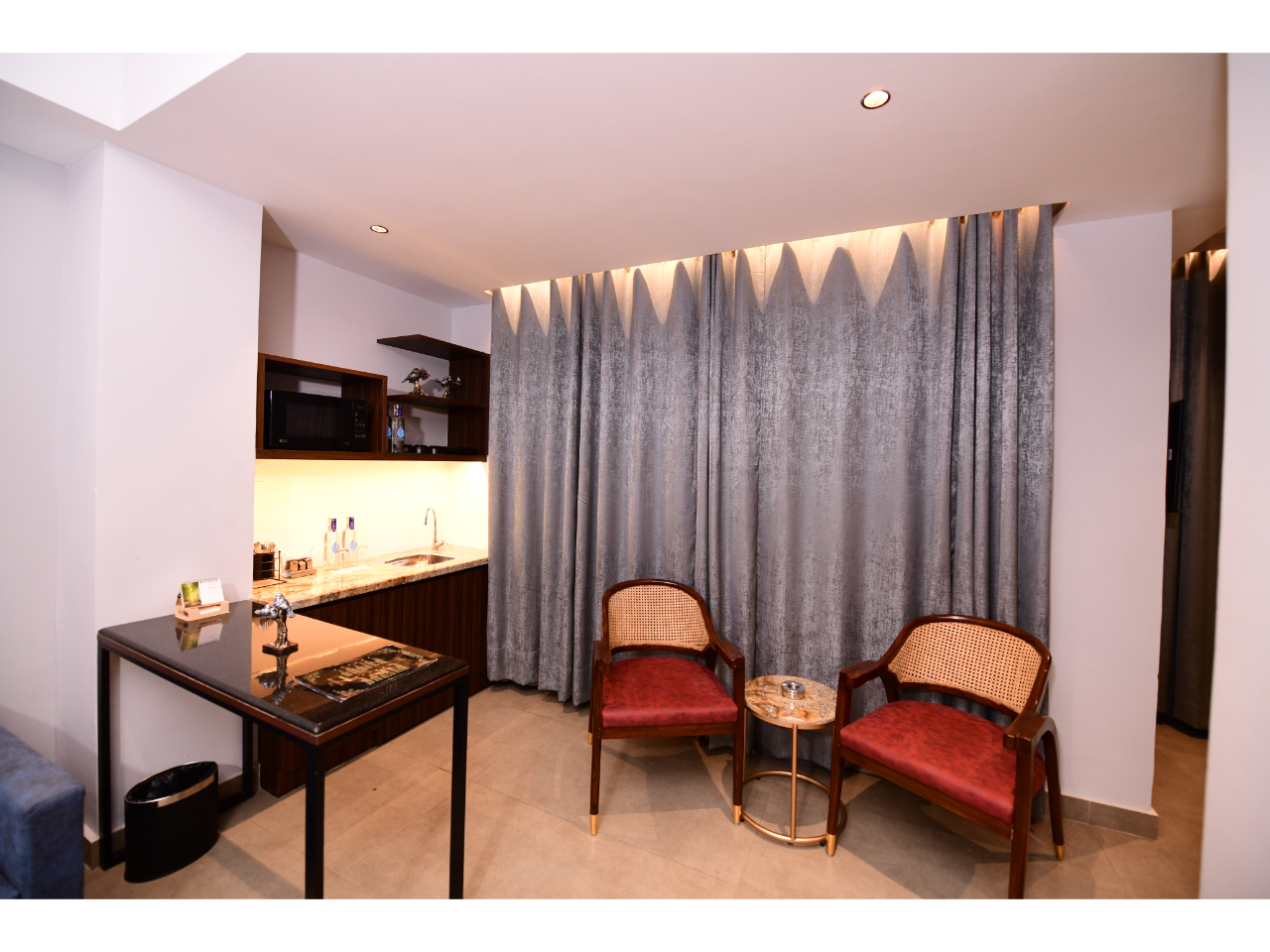 Suite One Bedroom One Bathroom