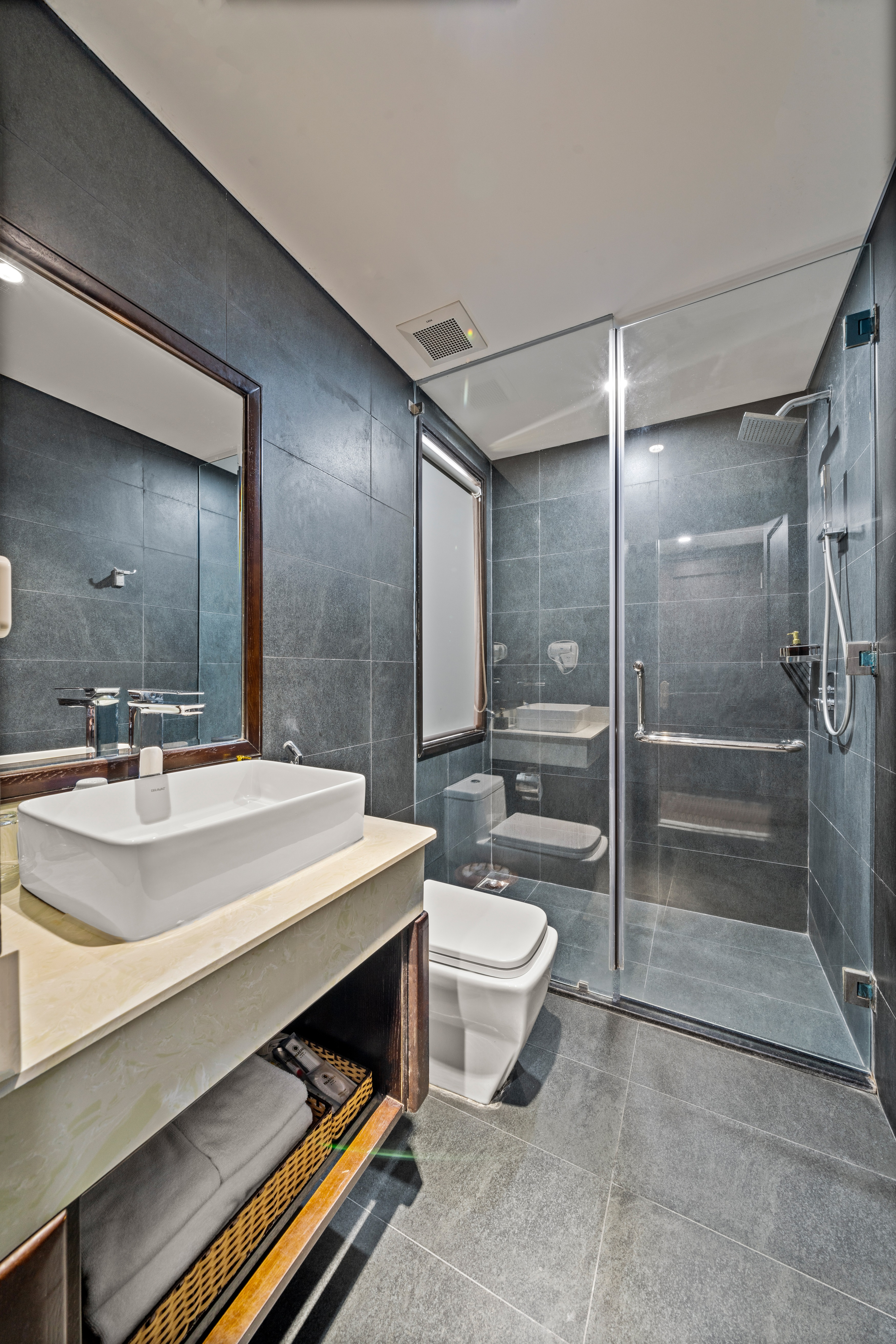 Triple City View Two Beds