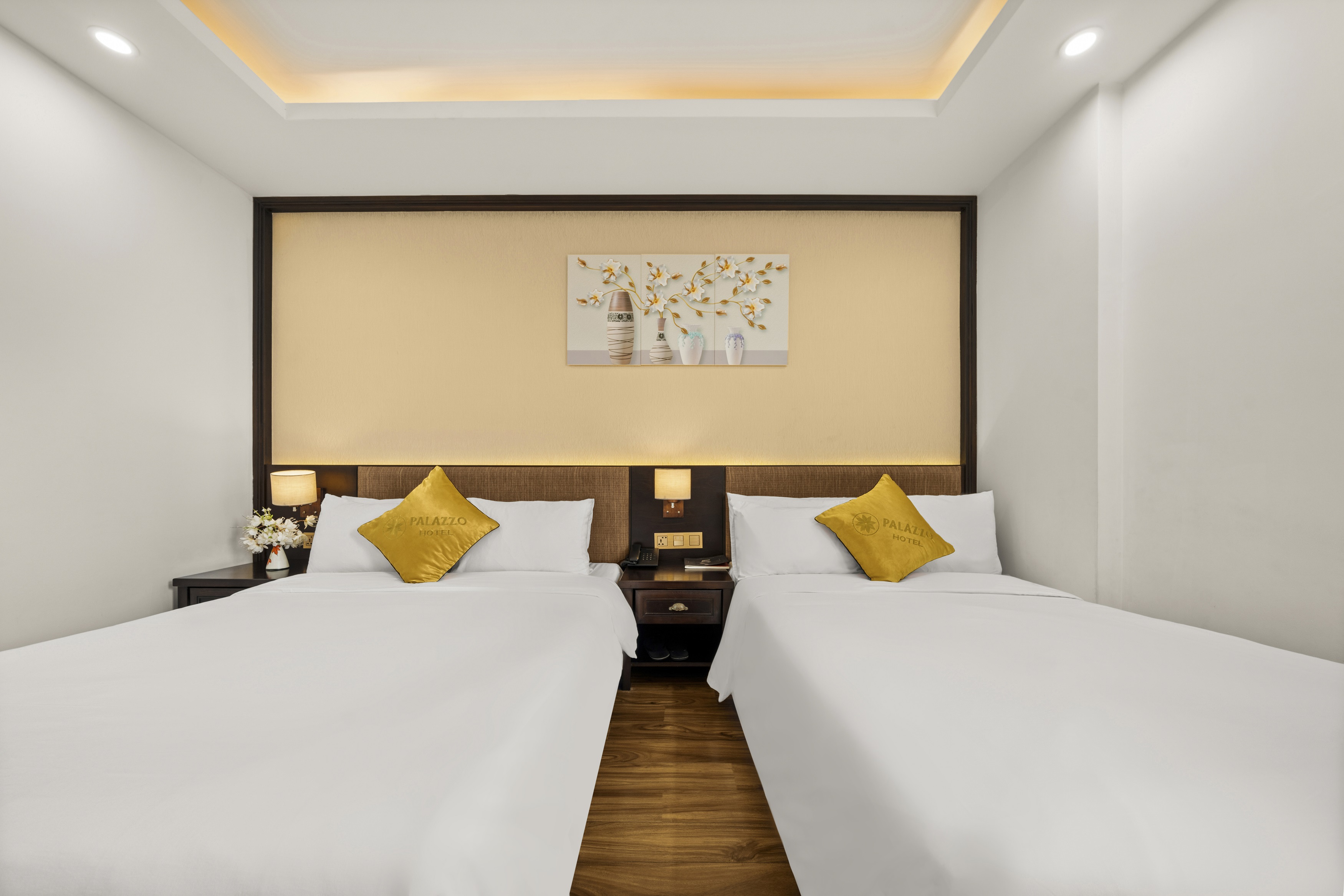 Twin Deluxe Two Beds