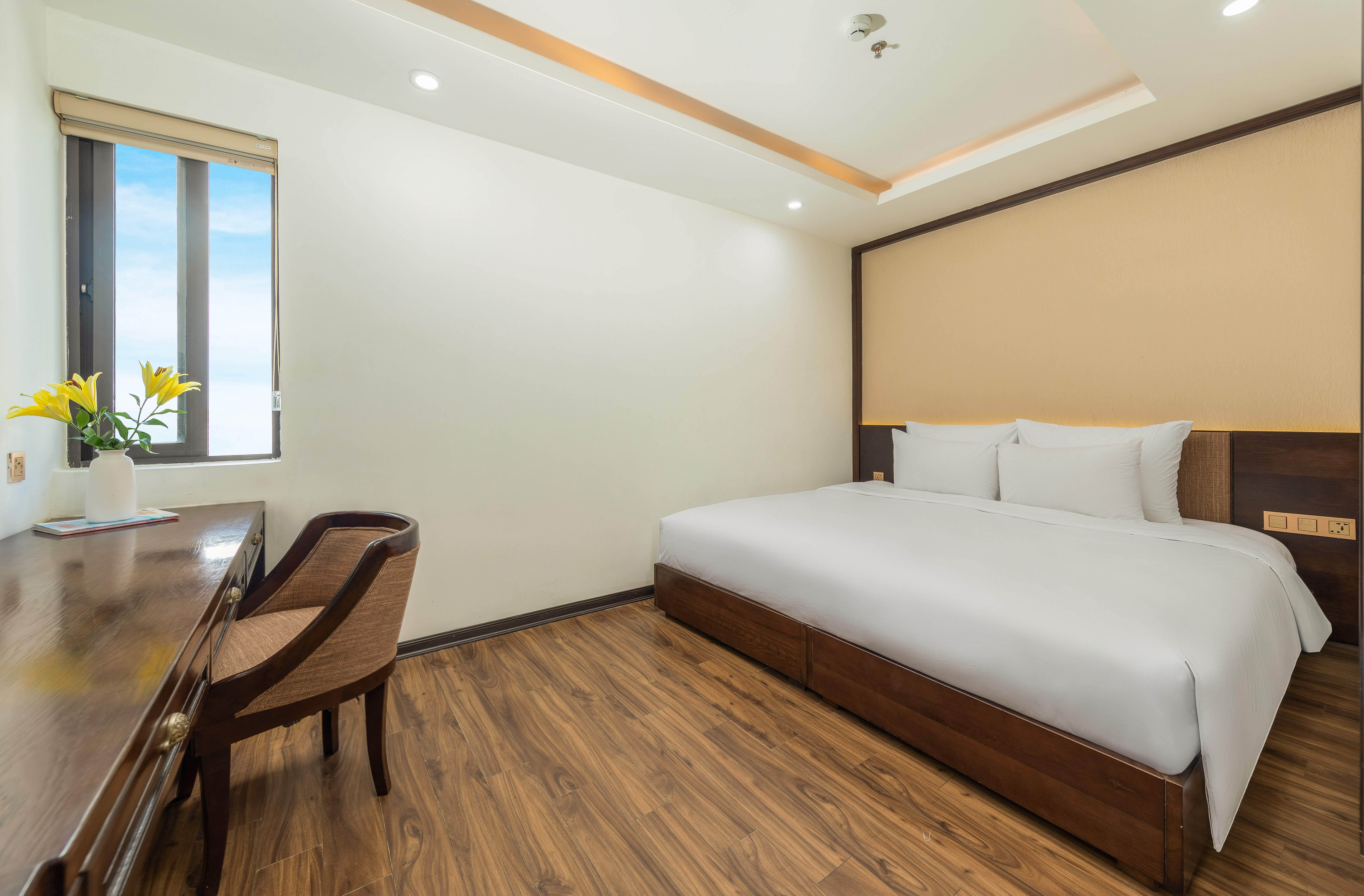 Double Deluxe One Bed