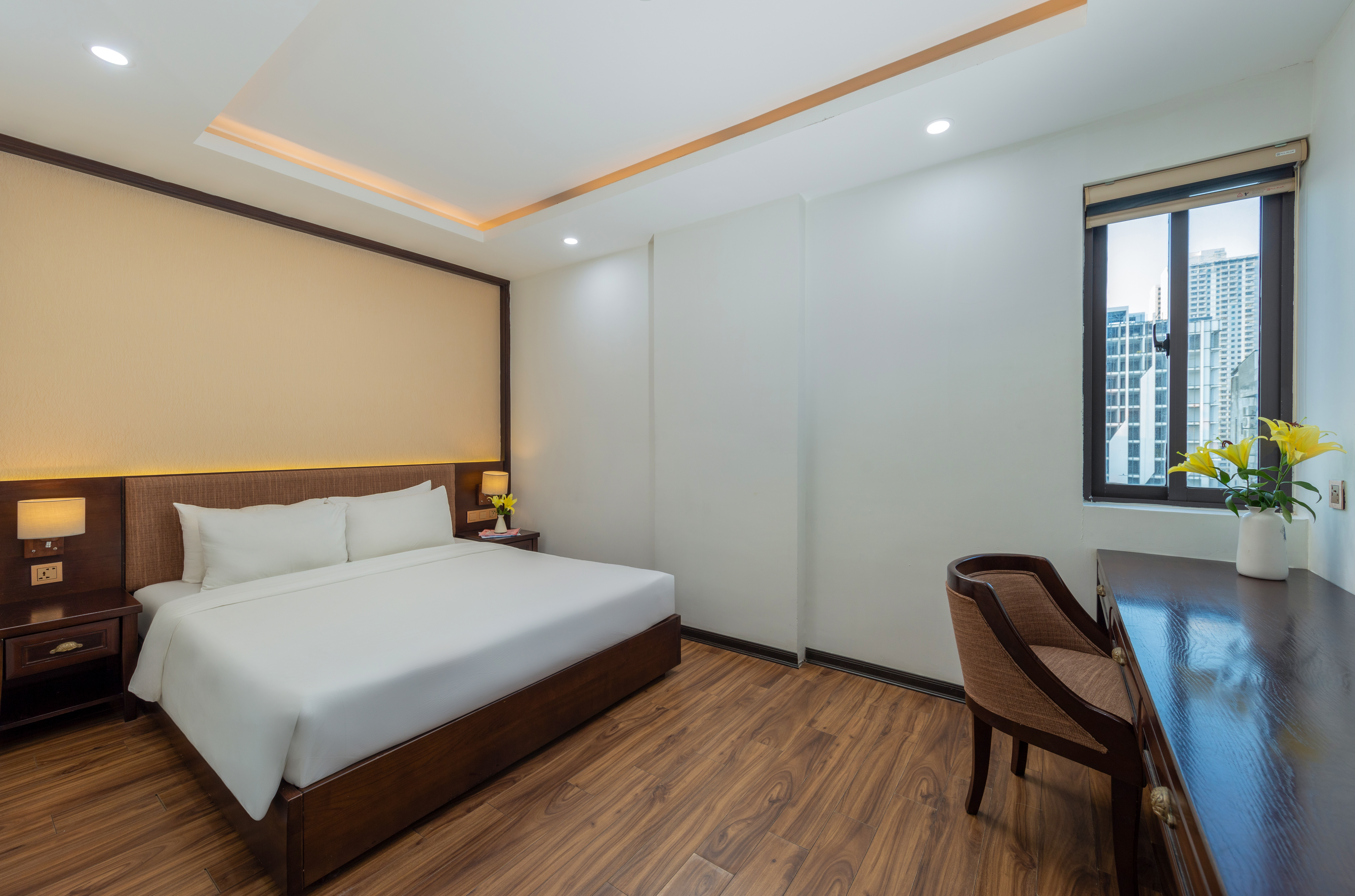 Double Deluxe One Bed