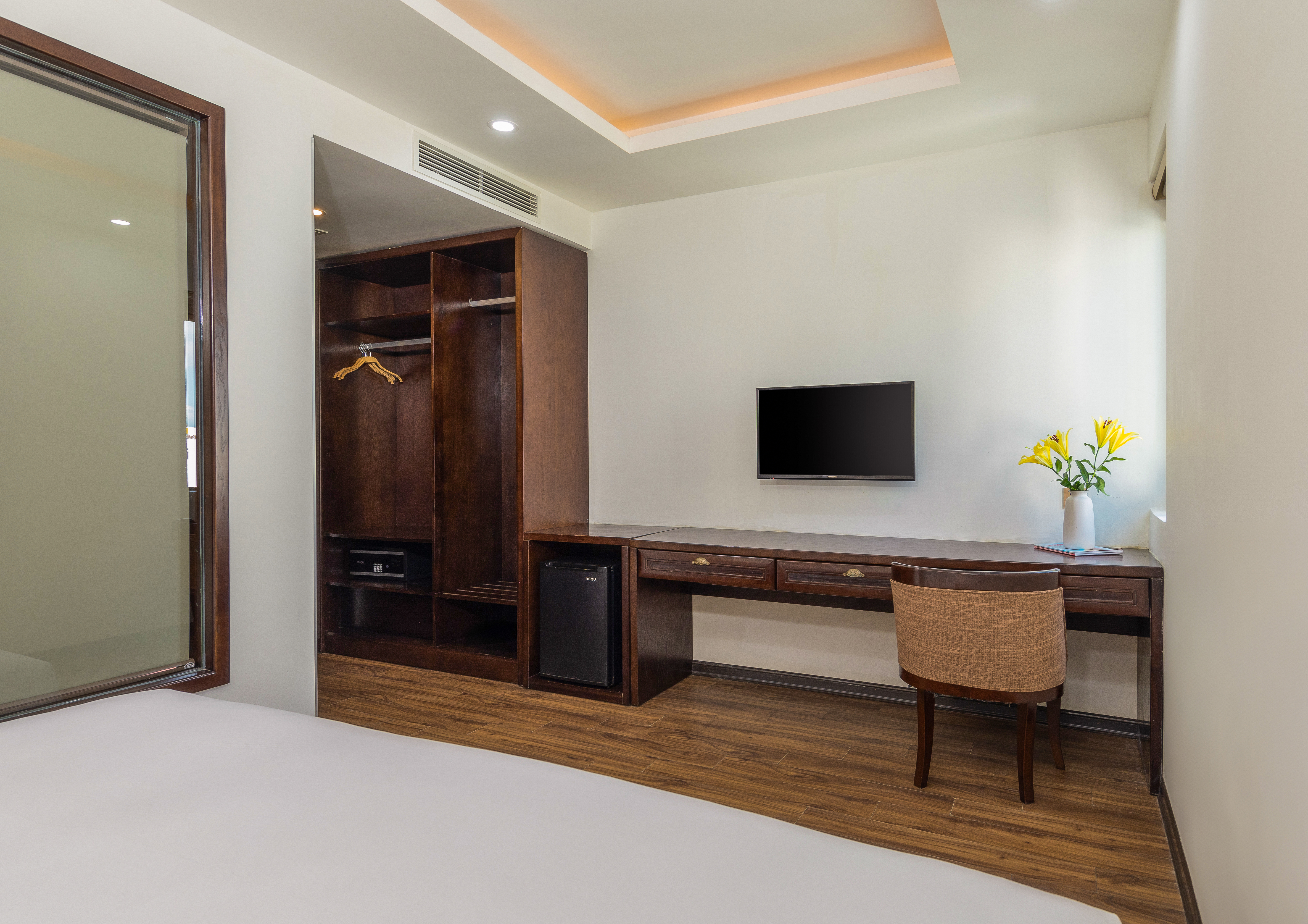 Double Deluxe One Bed